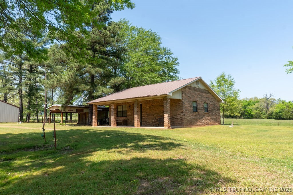2703 E 2010 Road Hugo OK 74743