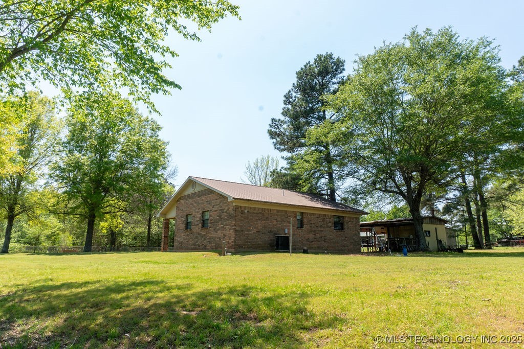2703 E 2010 Road Hugo OK 74743