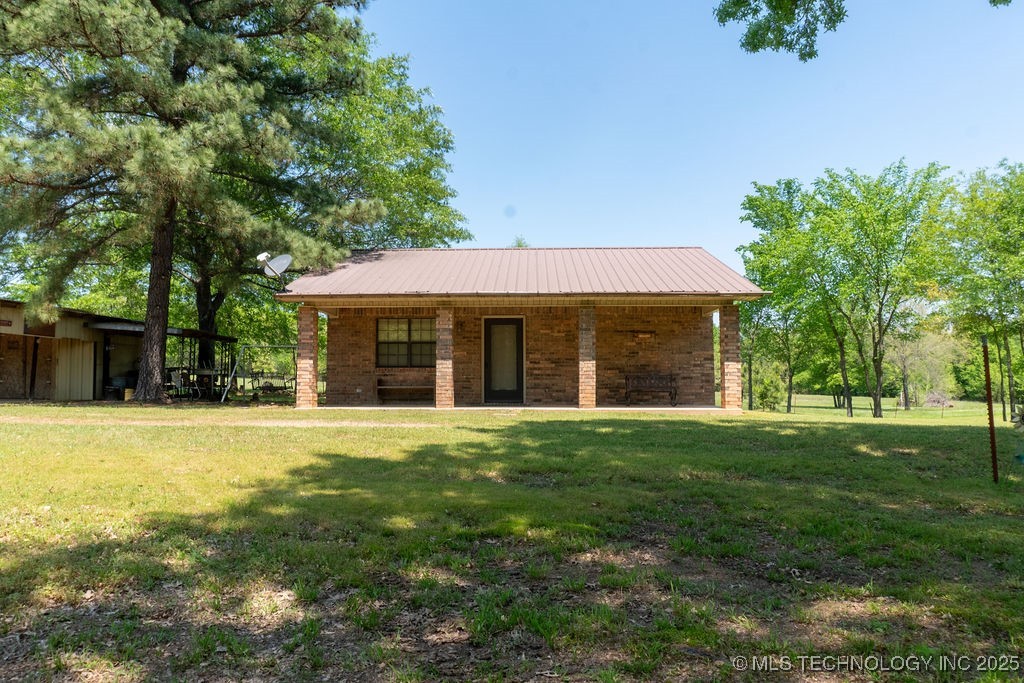 2703 E 2010 Road Hugo OK 74743