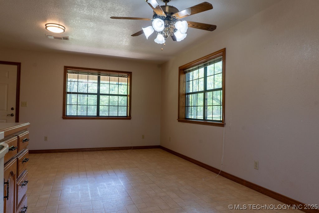2703 E 2010 Road Hugo OK 74743