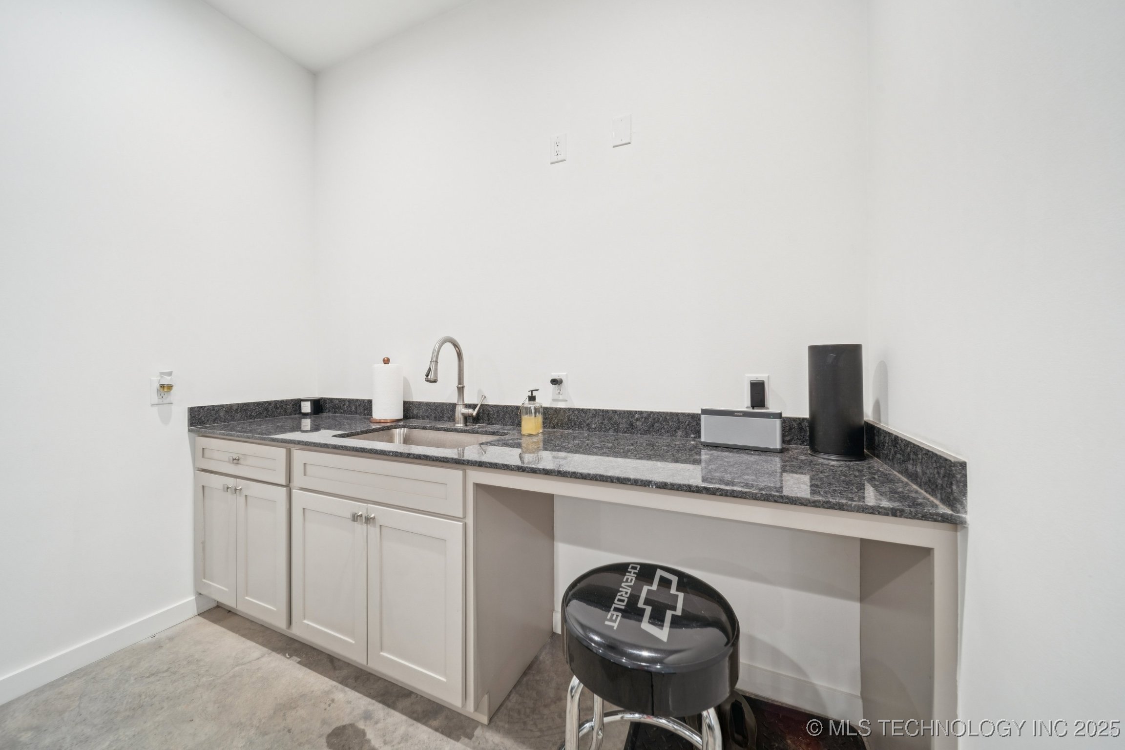 11319 Mary Knox Drive Beggs OK 74421
