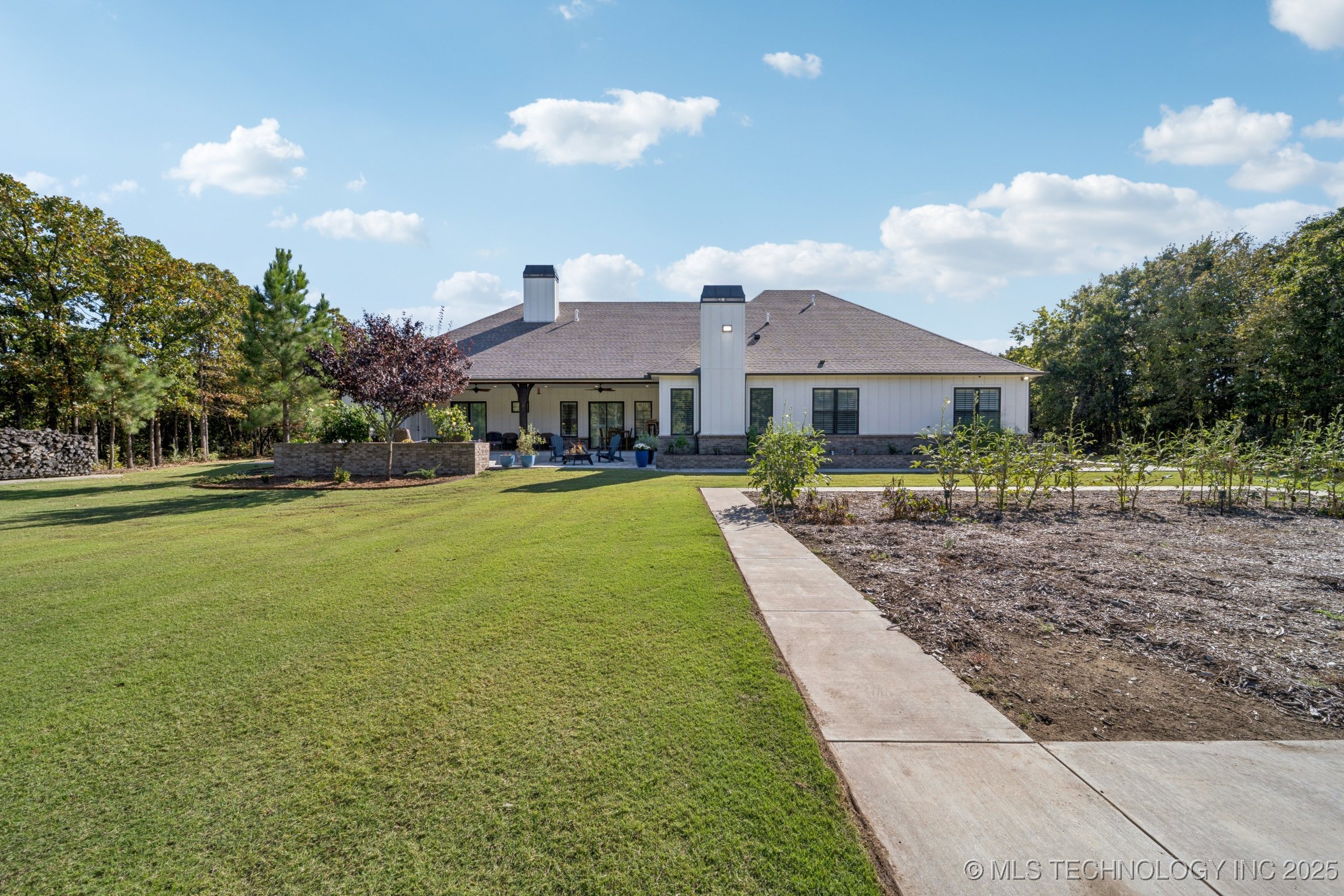11319 Mary Knox Drive Beggs OK 74421