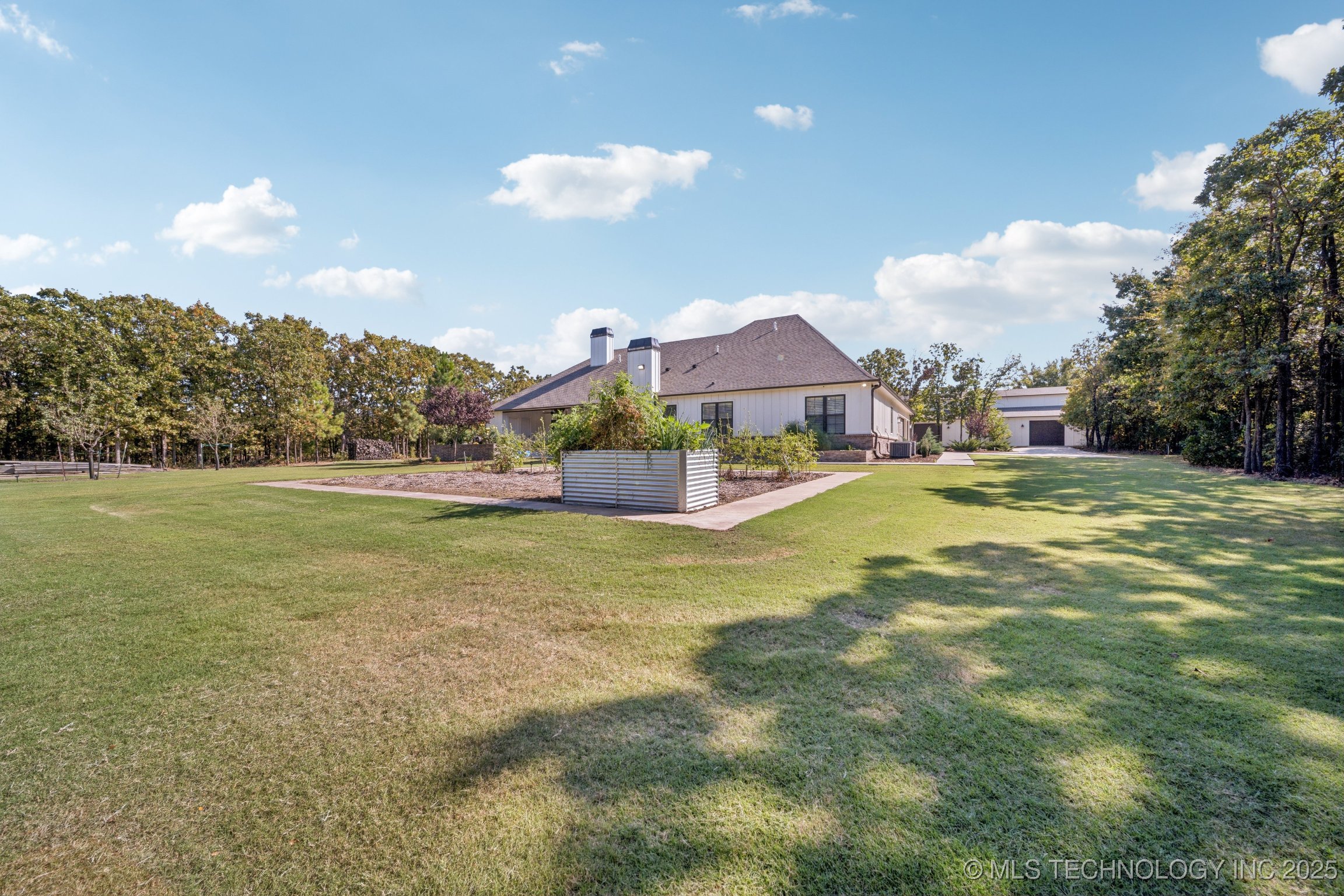 11319 Mary Knox Drive Beggs OK 74421