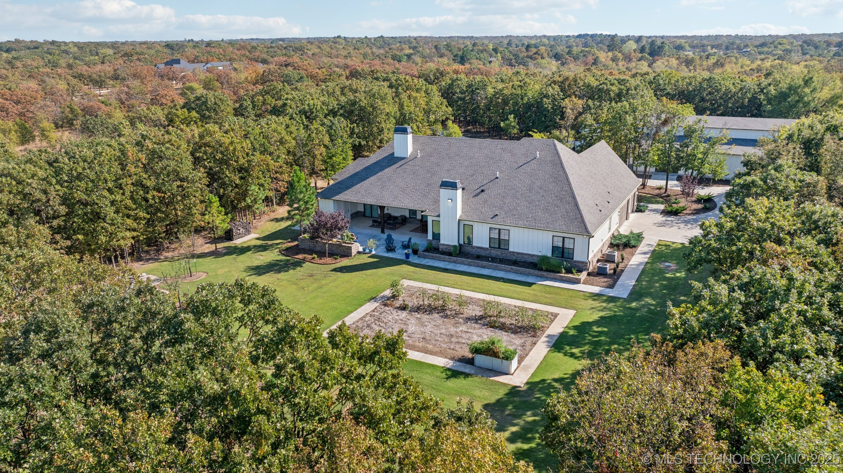 11319 Mary Knox Drive Beggs OK 74421