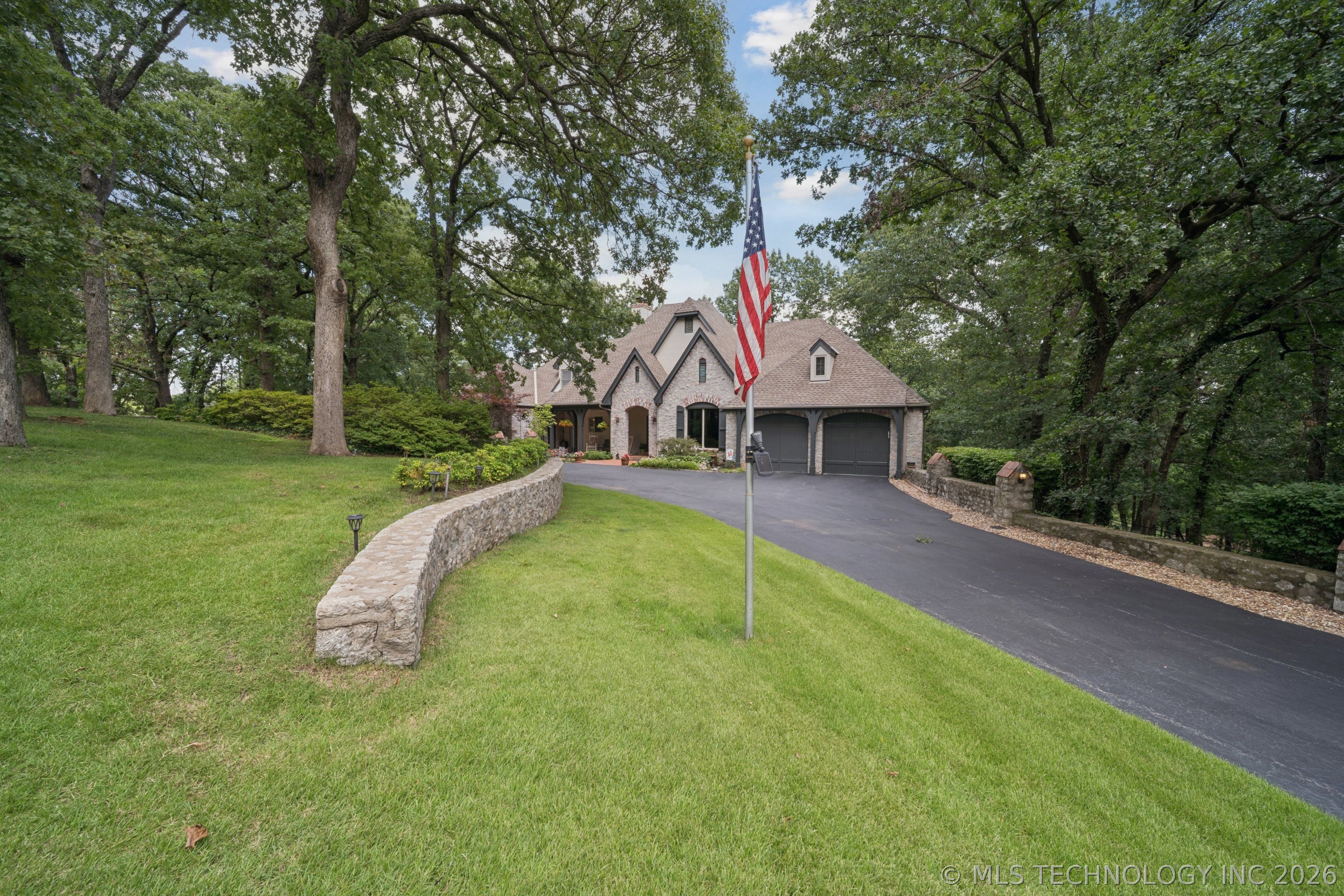 1025 N Woodland Place Sand Springs OK 74063