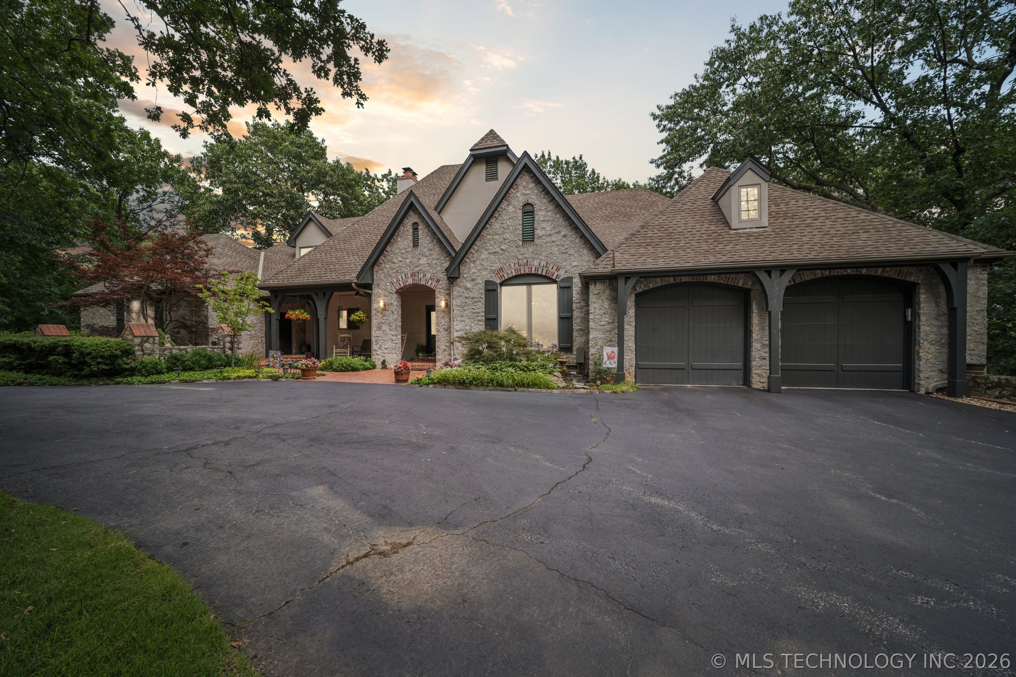 1025 N Woodland Place Sand Springs OK 74063