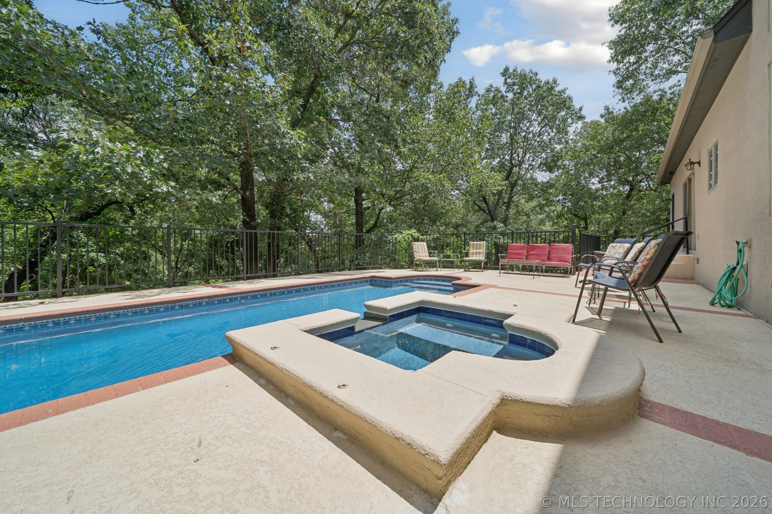 1025 N Woodland Place Sand Springs OK 74063