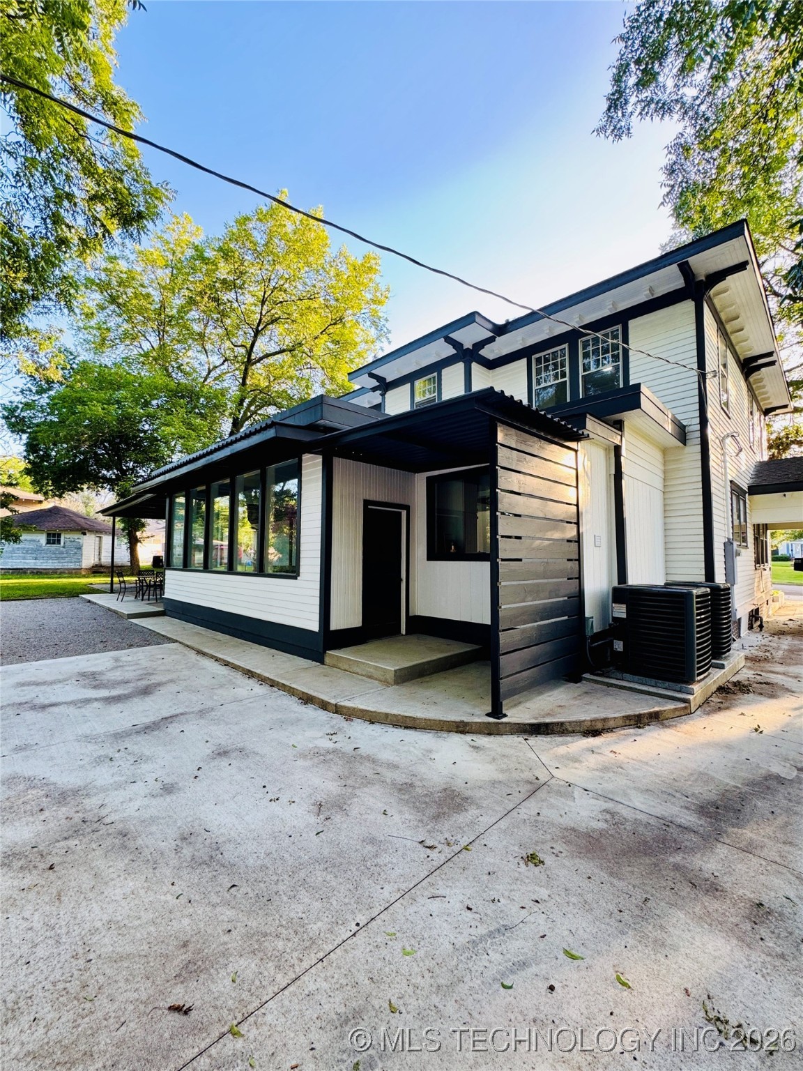 214 E Street SW Ardmore OK 73401
