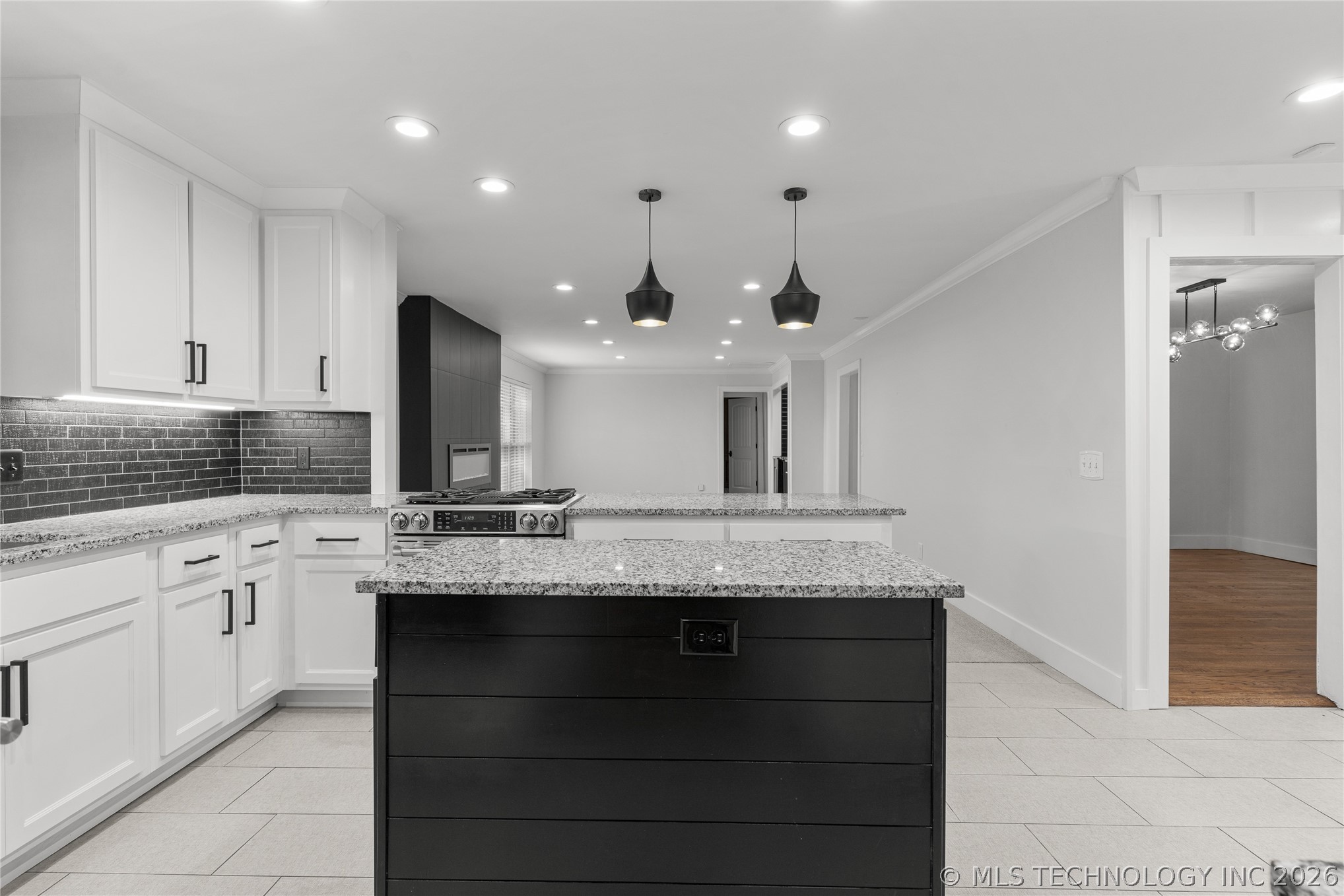 7305 S College Avenue Tulsa OK 74136