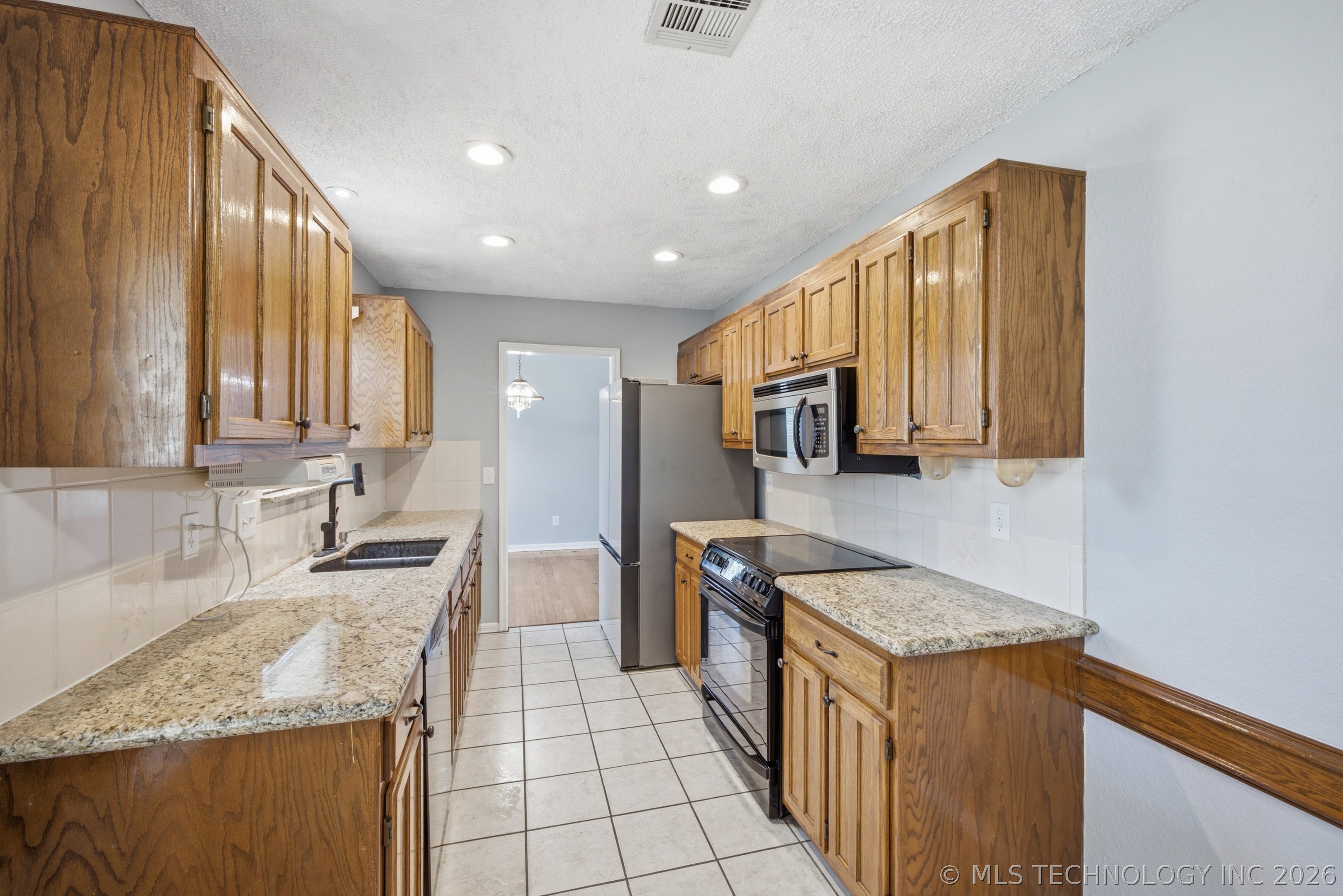 3609 S 200th East Avenue Broken Arrow OK 74014