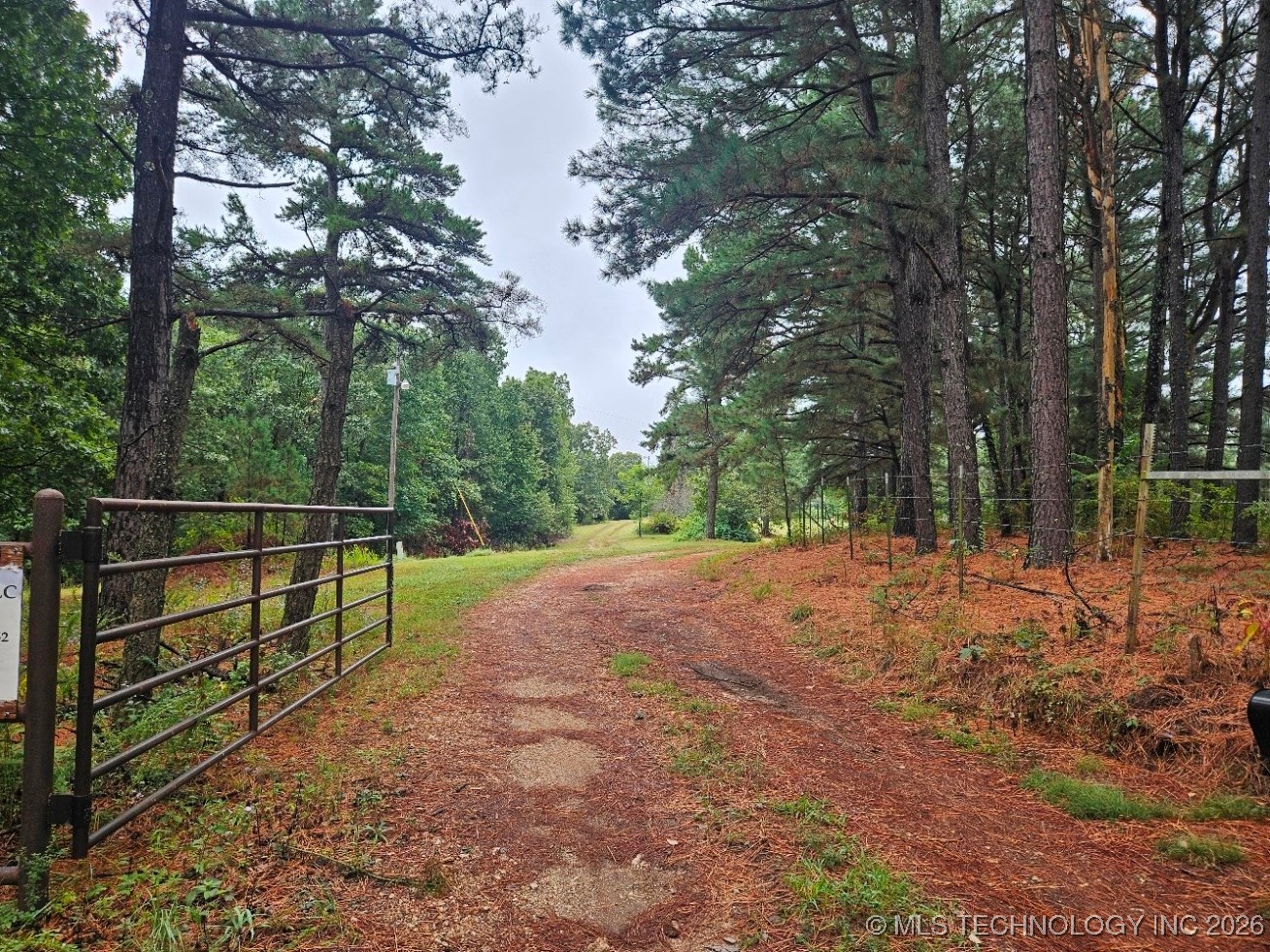 13037 E 590 Road Locust Grove OK 74352