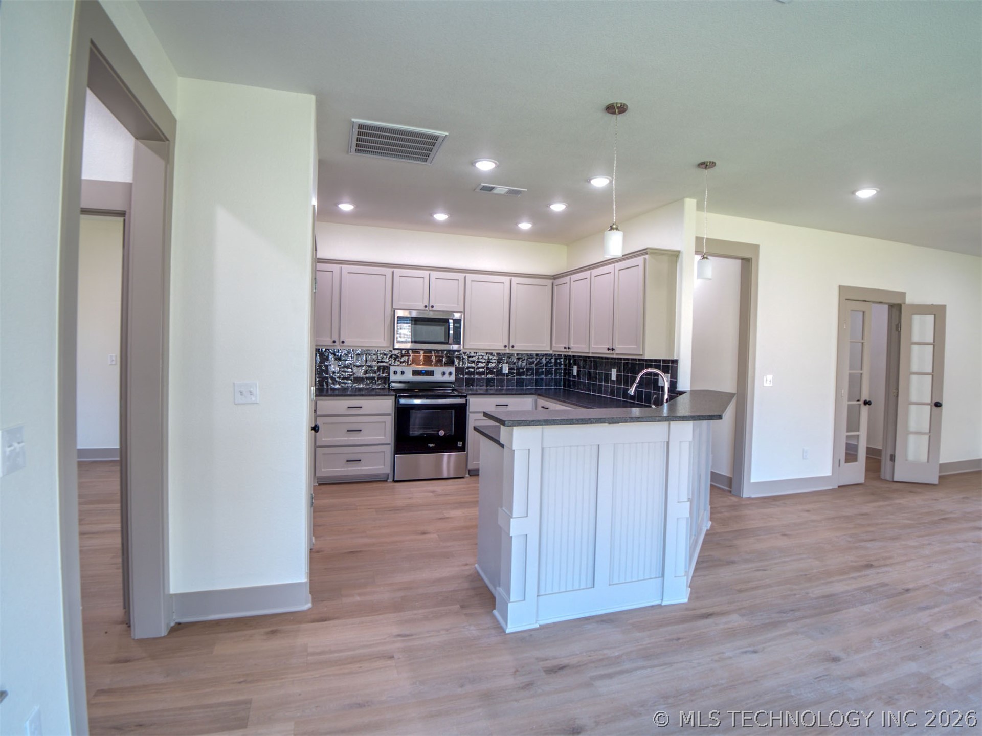 212 Cottonwood Street Calera OK 74730
