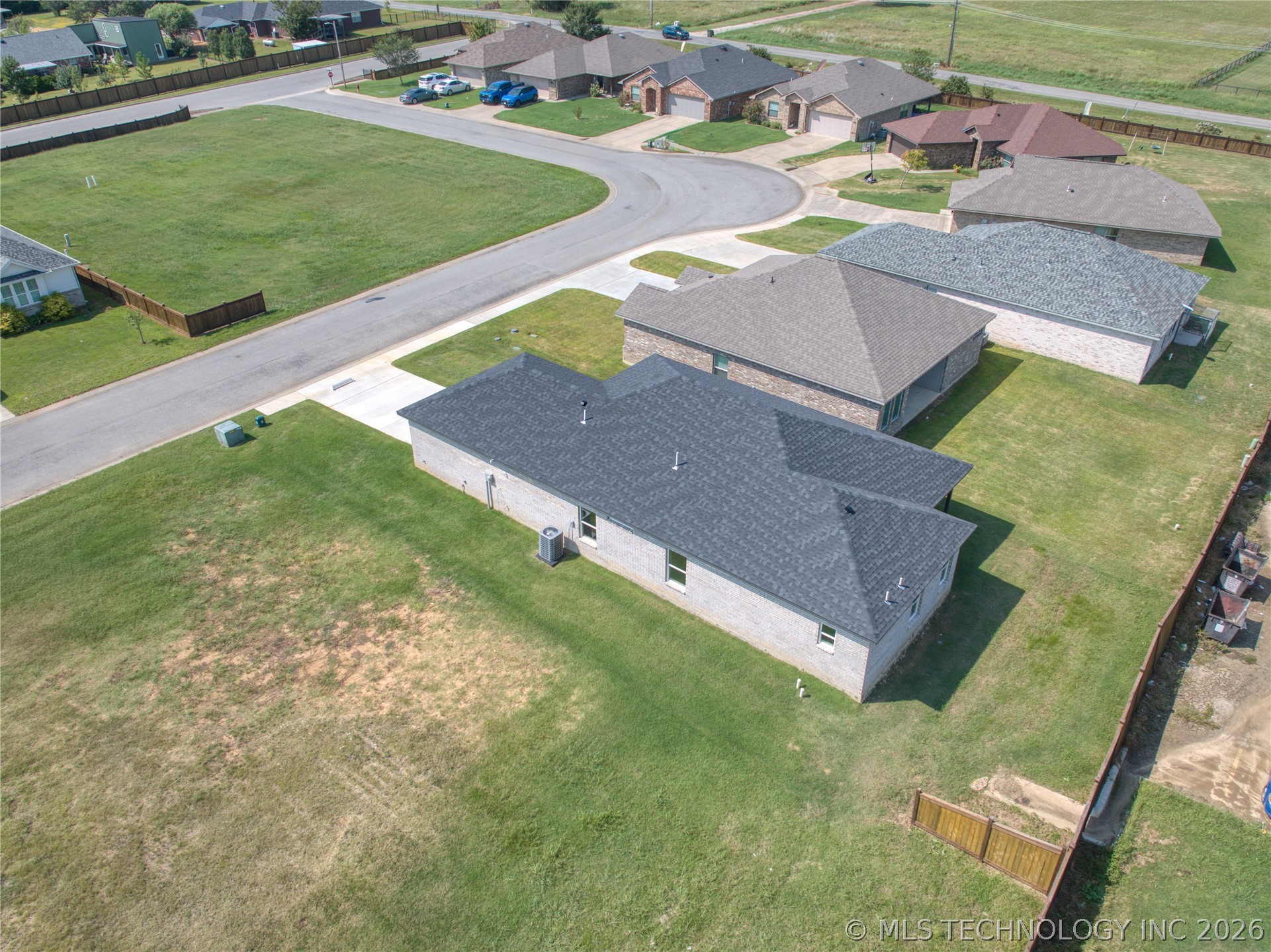 212 Cottonwood Street Calera OK 74730
