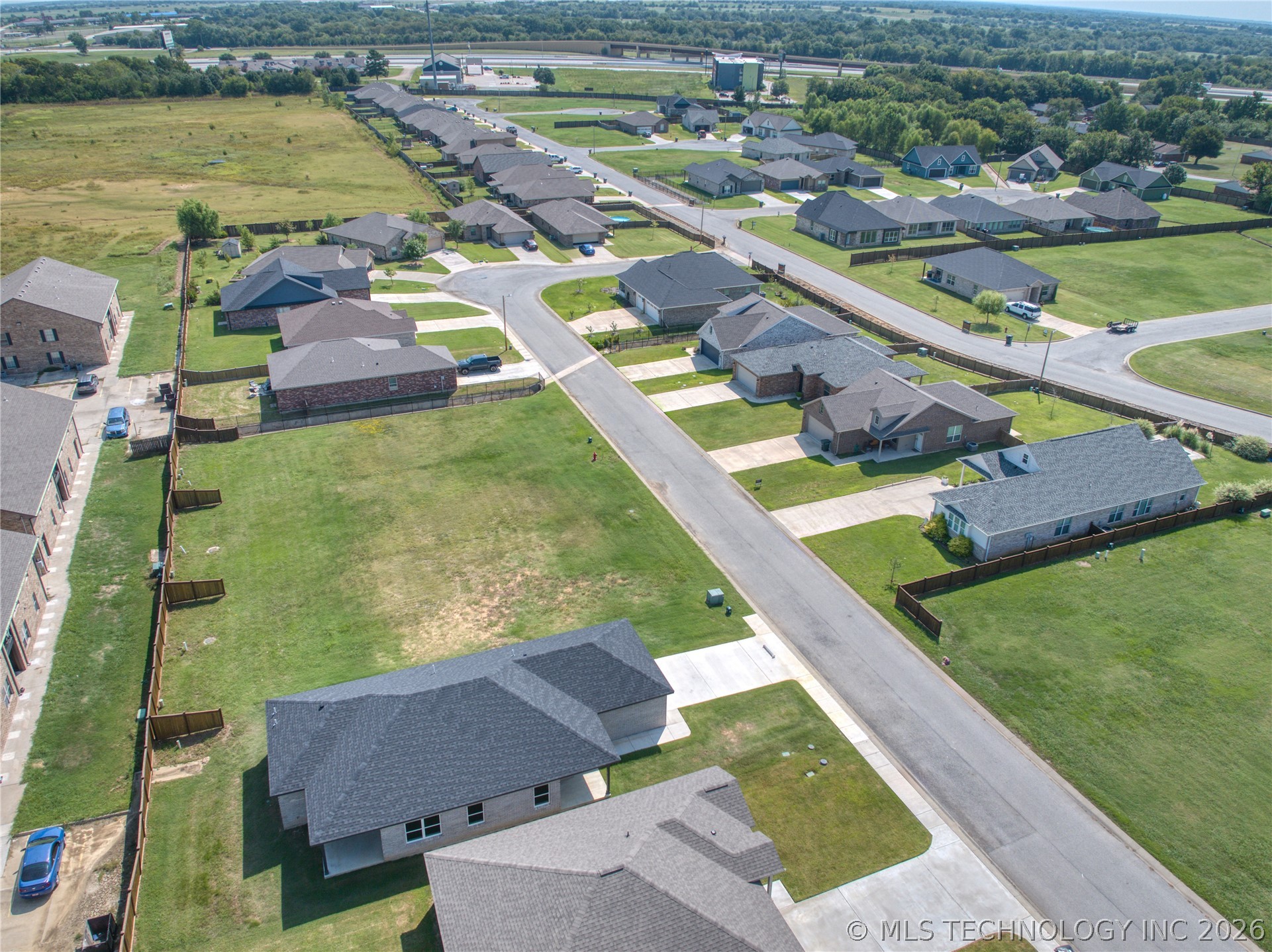 212 Cottonwood Street Calera OK 74730