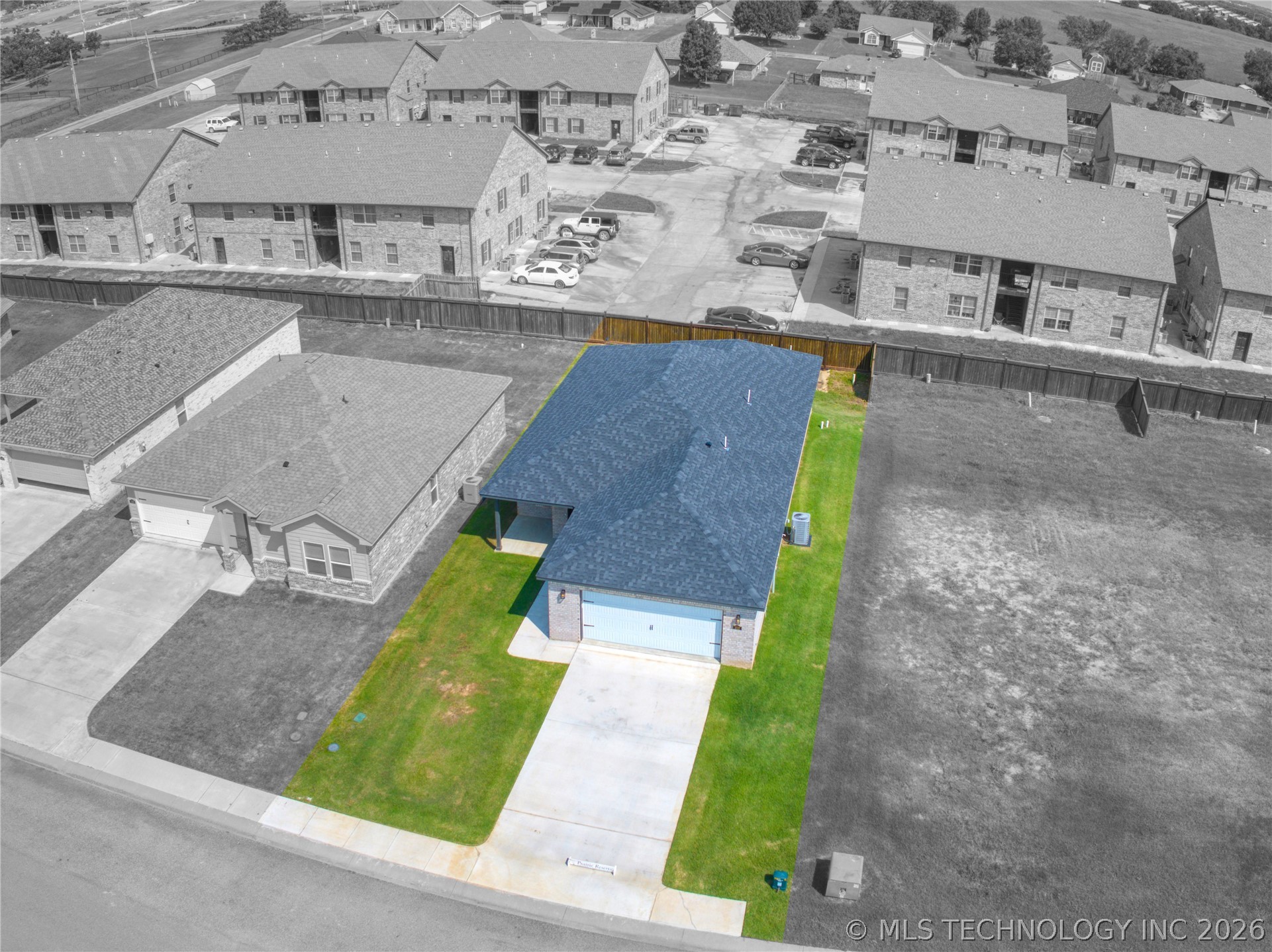 212 Cottonwood Street Calera OK 74730