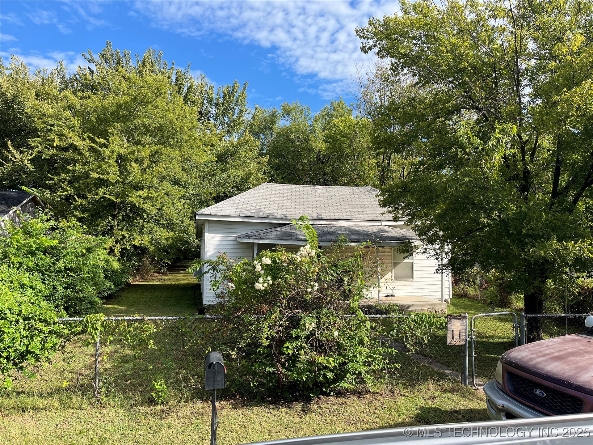 1006 W 13th Ada OK 74820