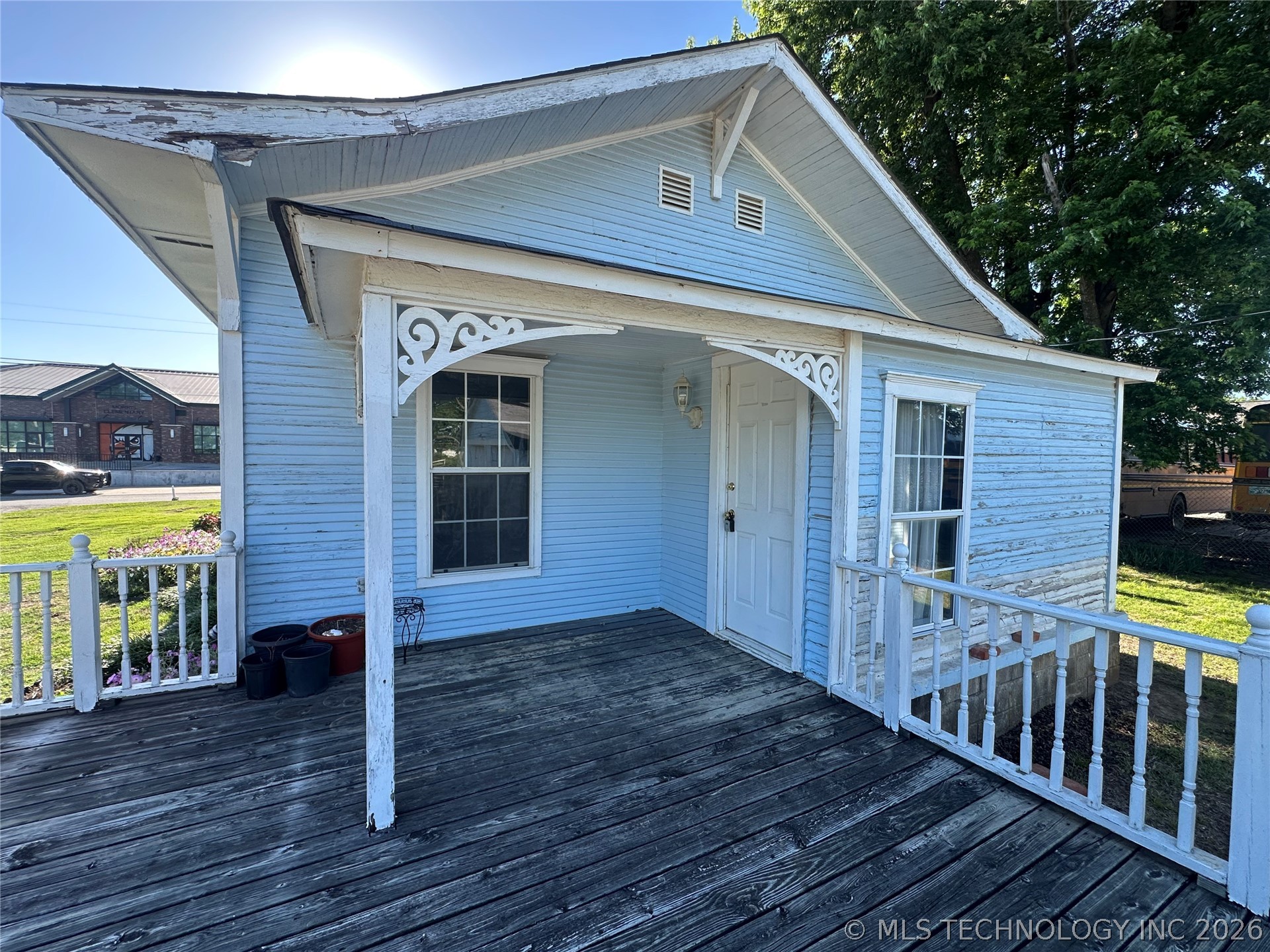 507 S 6th Street Morris OK 74445