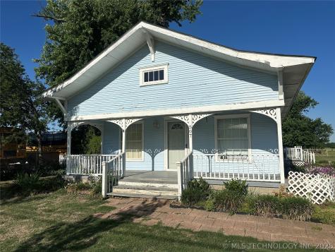 507 S 6th Street Morris OK 74445