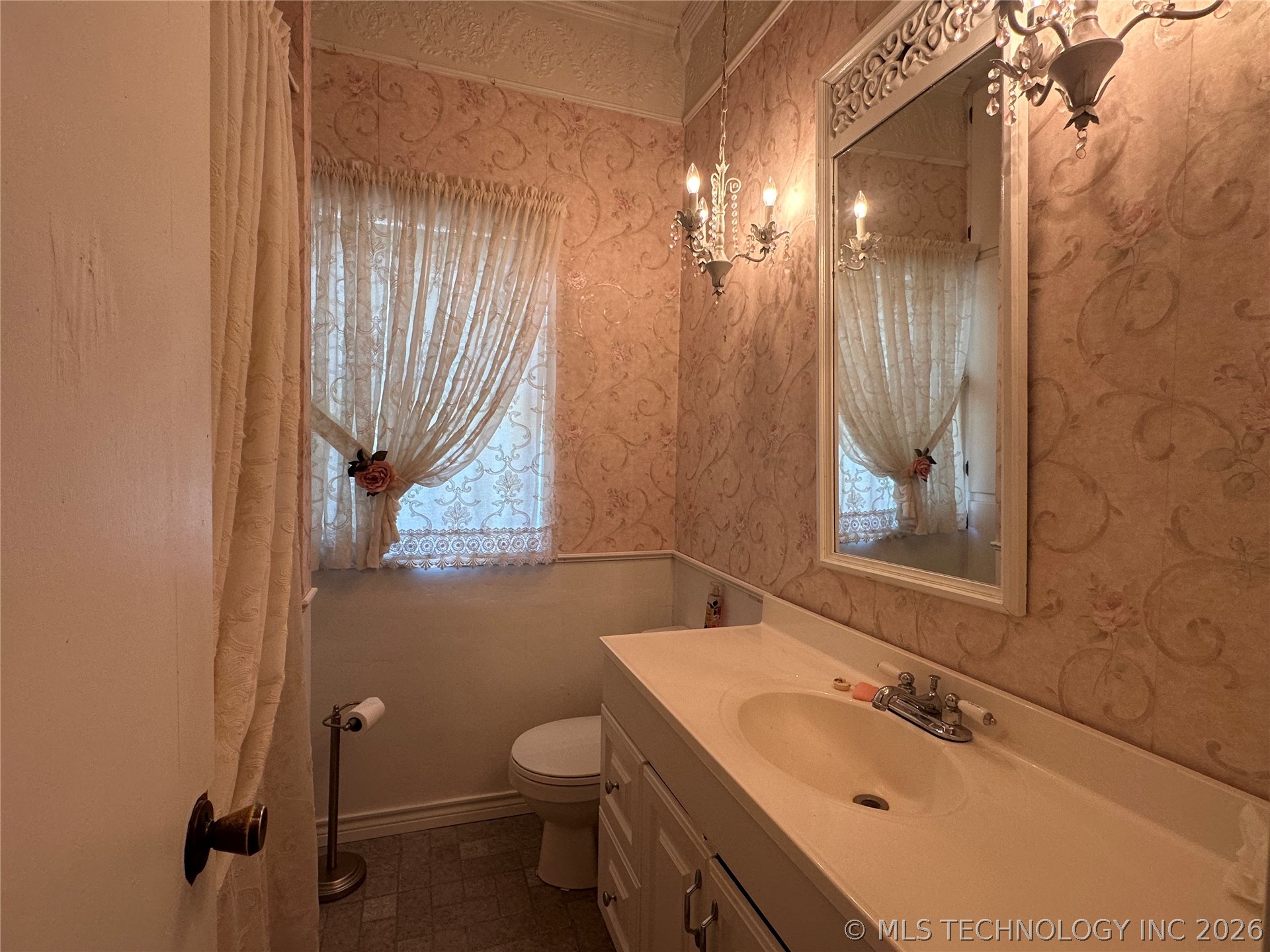 507 S 6th Street Morris OK 74445