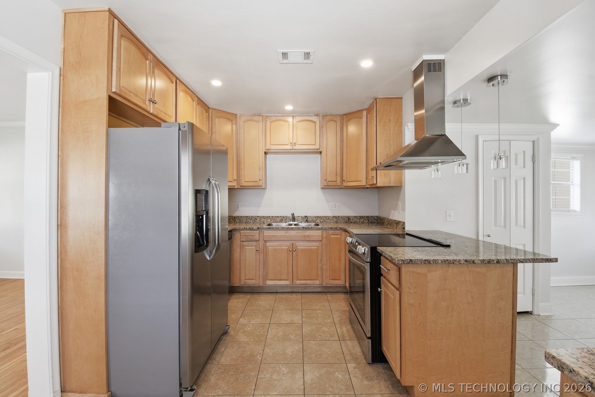 2106 S Oswego Place E Tulsa OK 74114