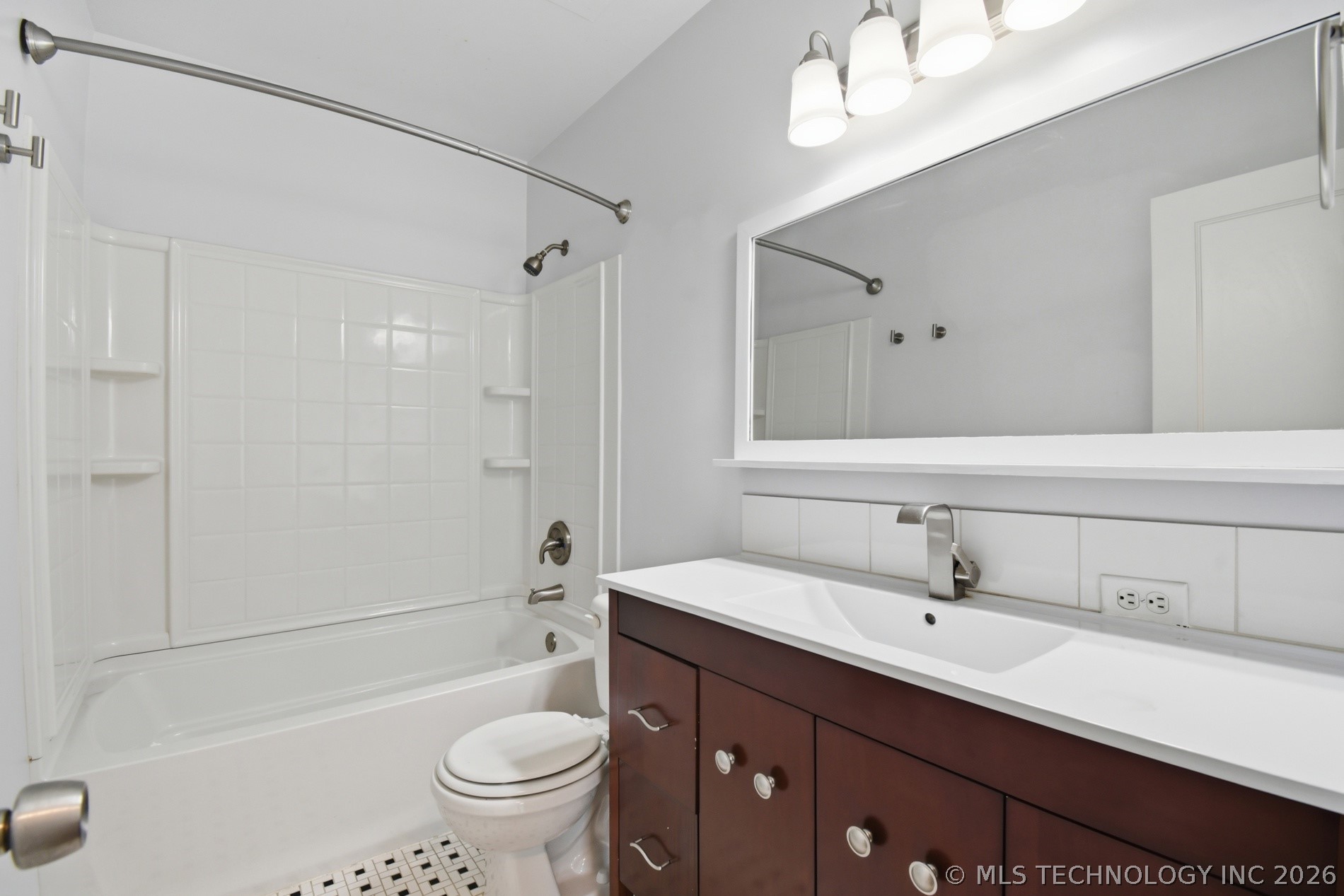 2106 S Oswego Place E Tulsa OK 74114