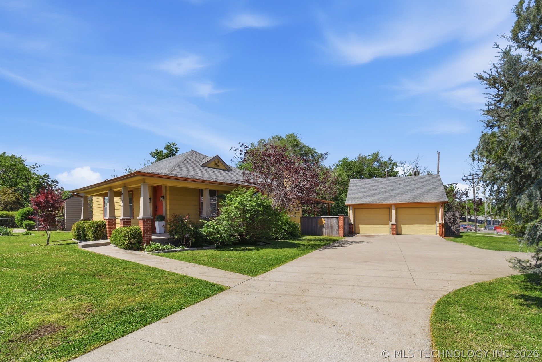 2106 S Oswego Place E Tulsa OK 74114