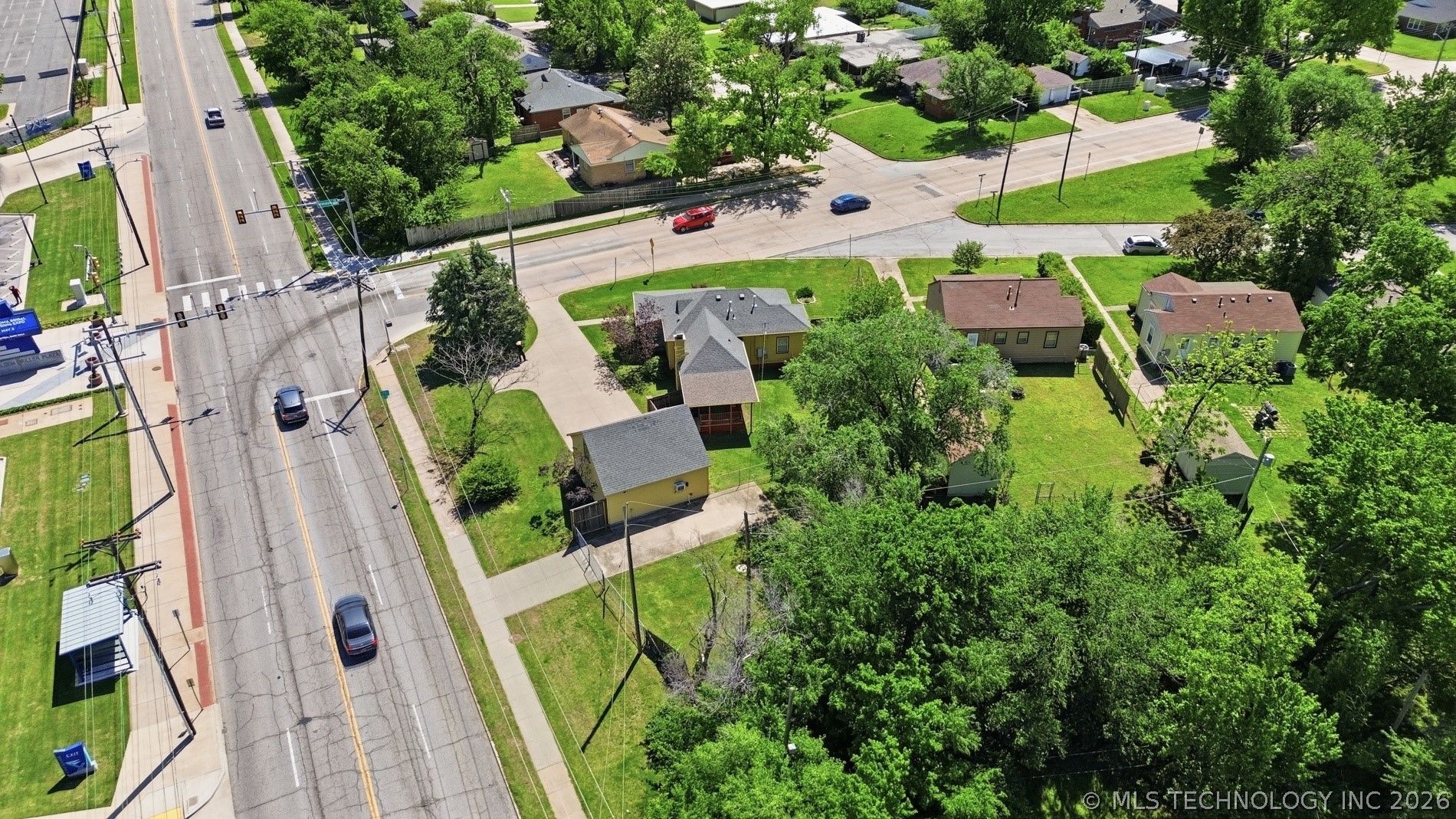 2106 S Oswego Place E Tulsa OK 74114