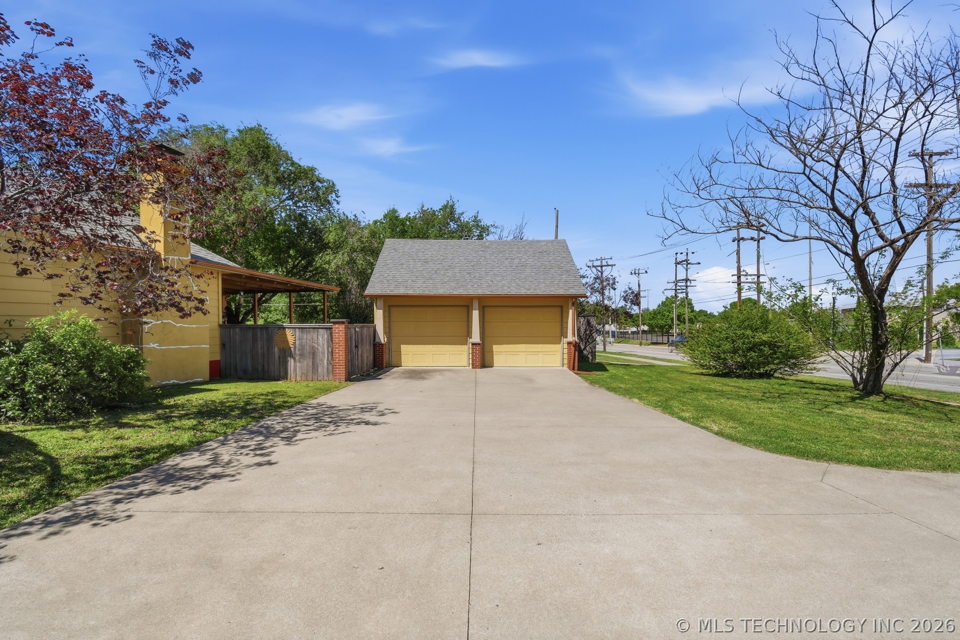 2106 S Oswego Place E Tulsa OK 74114