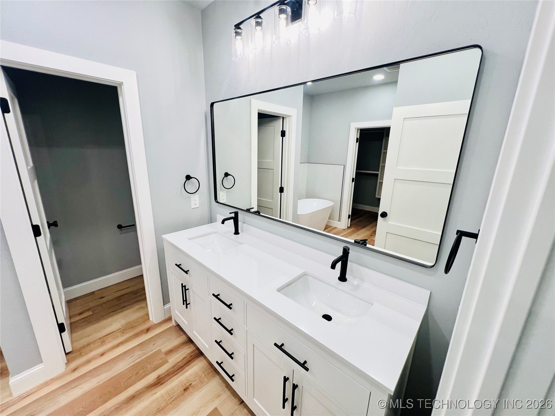 4 Tulsa Drive Monkey Island OK 74331