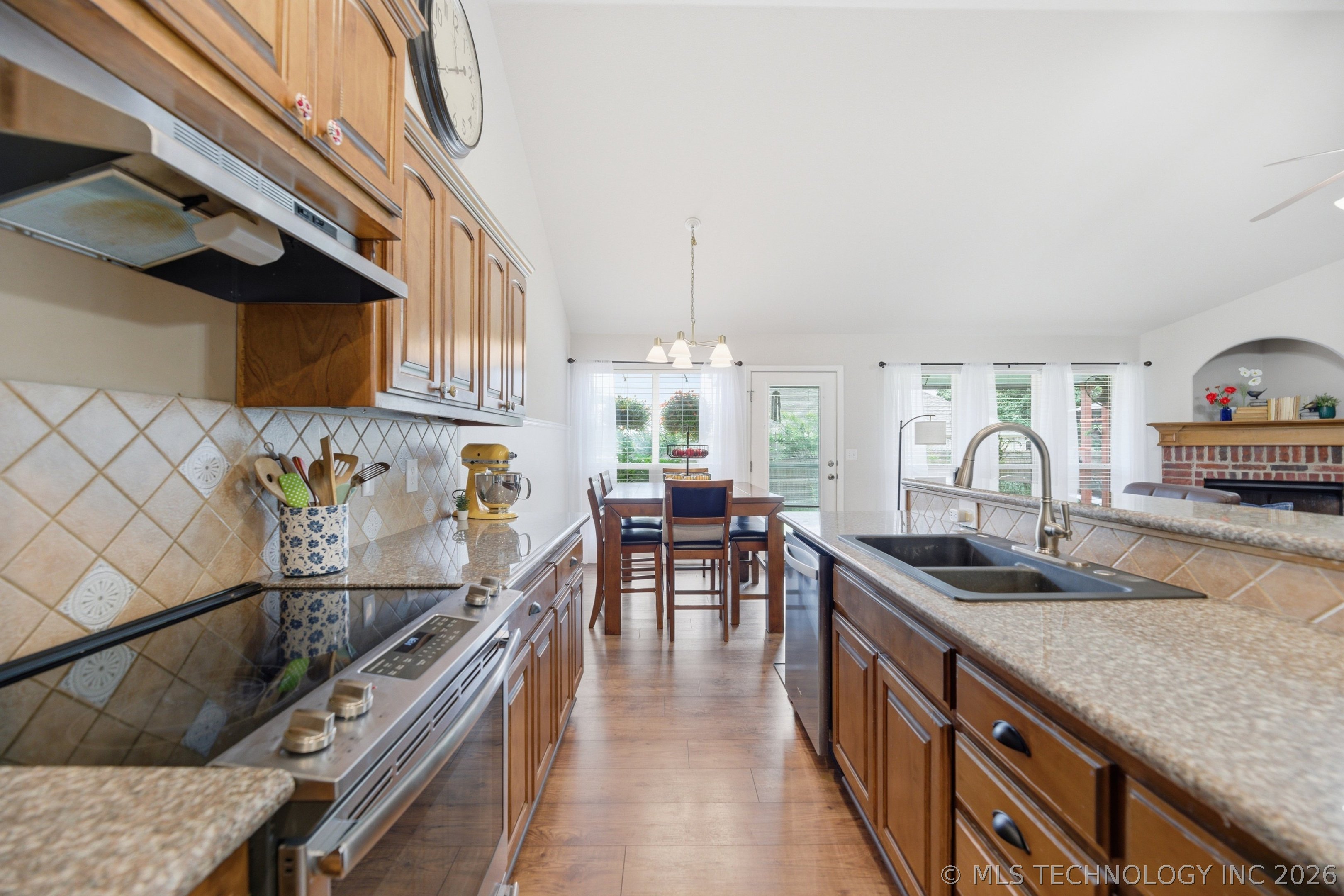 11827 N 117th Eastavenue Collinsville OK 74021