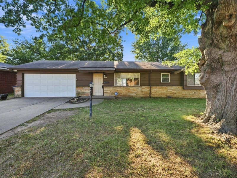 633 N 26th Westavenue Tulsa OK 74127