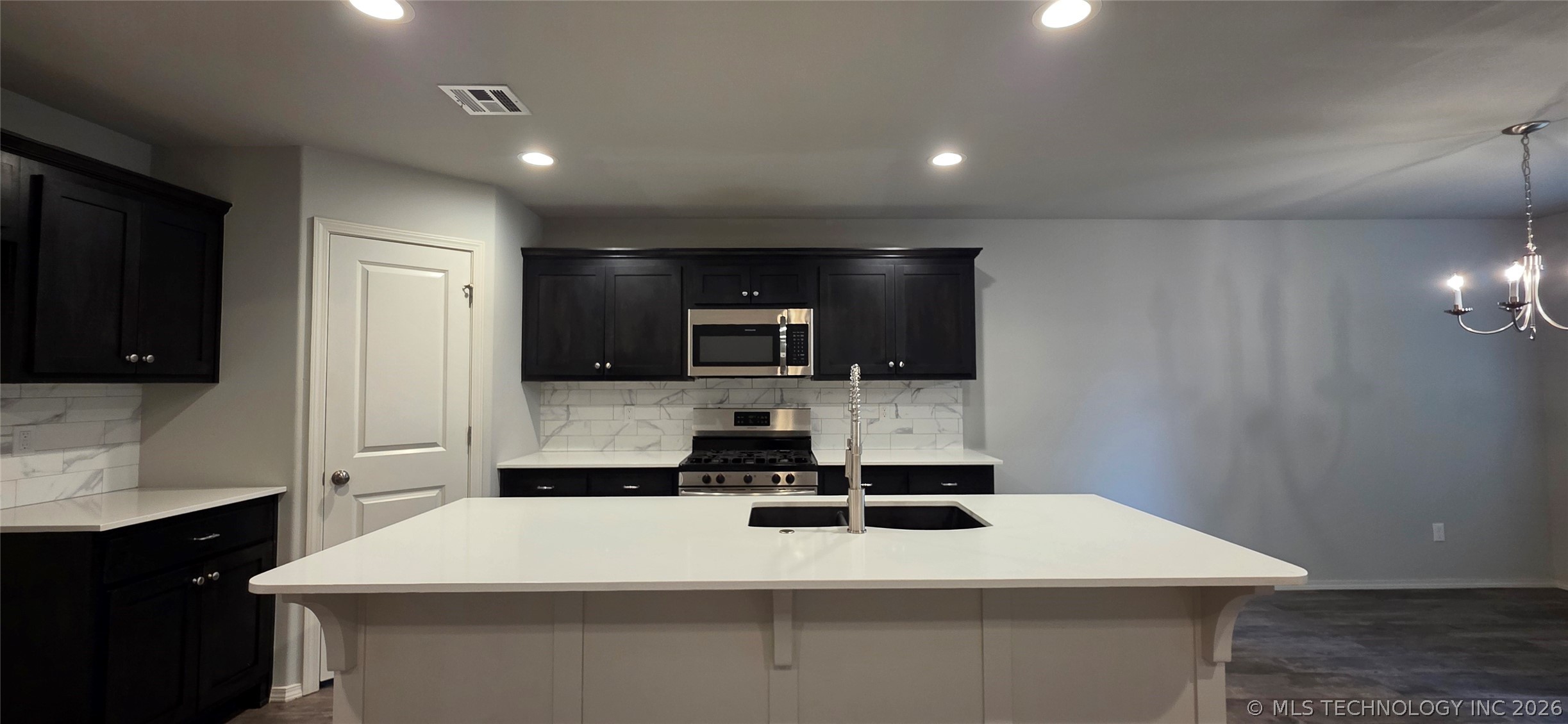 1608 E Pasadena Street Broken Arrow OK 74011