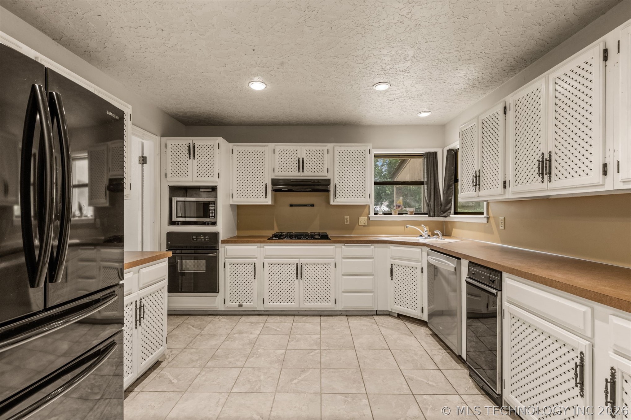 2213 W Knoxville Street Broken Arrow OK 74012