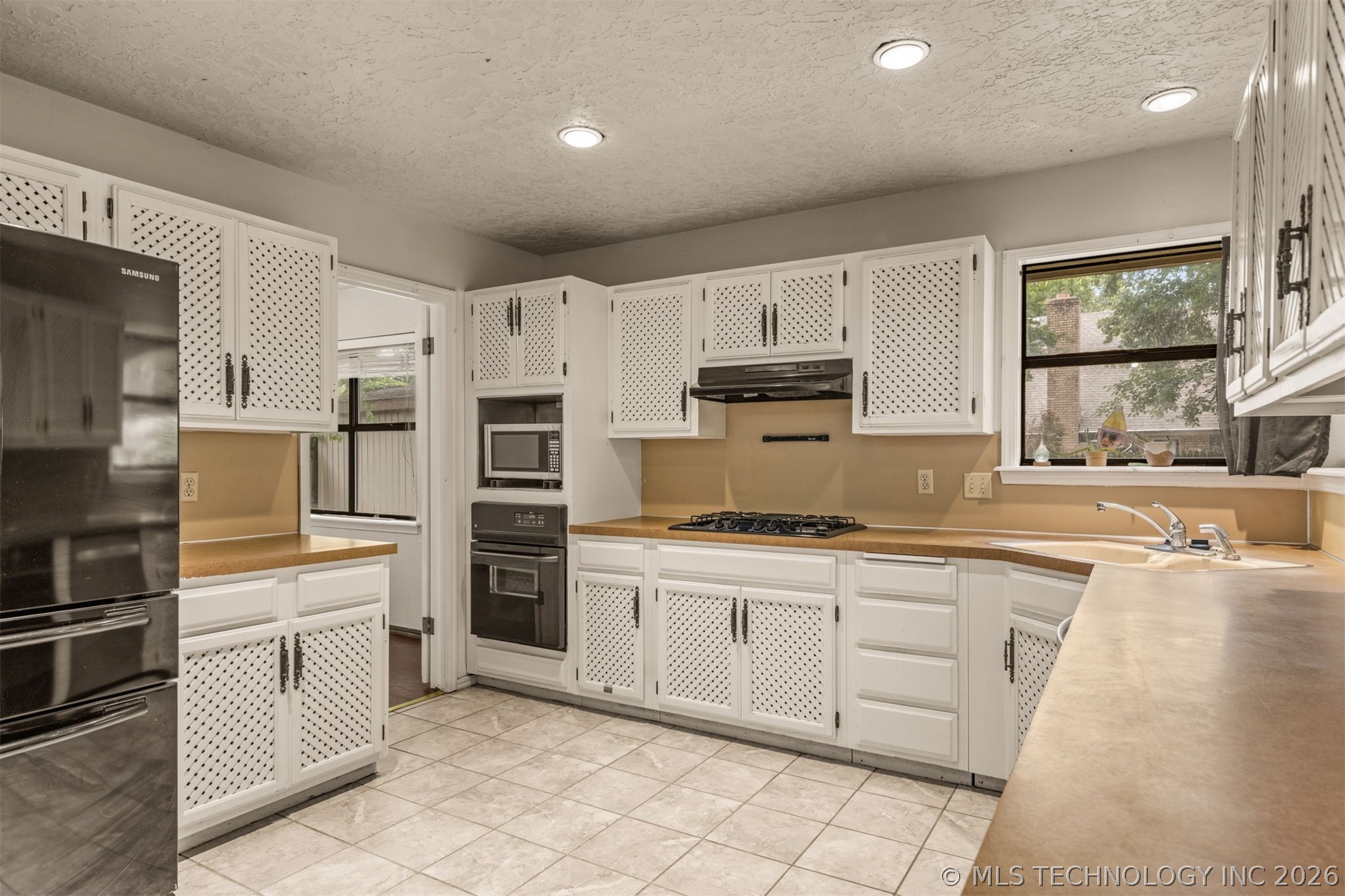 2213 W Knoxville Street Broken Arrow OK 74012