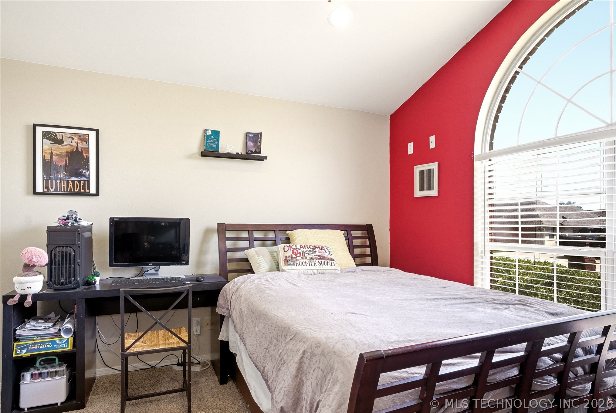 905 Kentucky Derby Sallisaw OK 74955