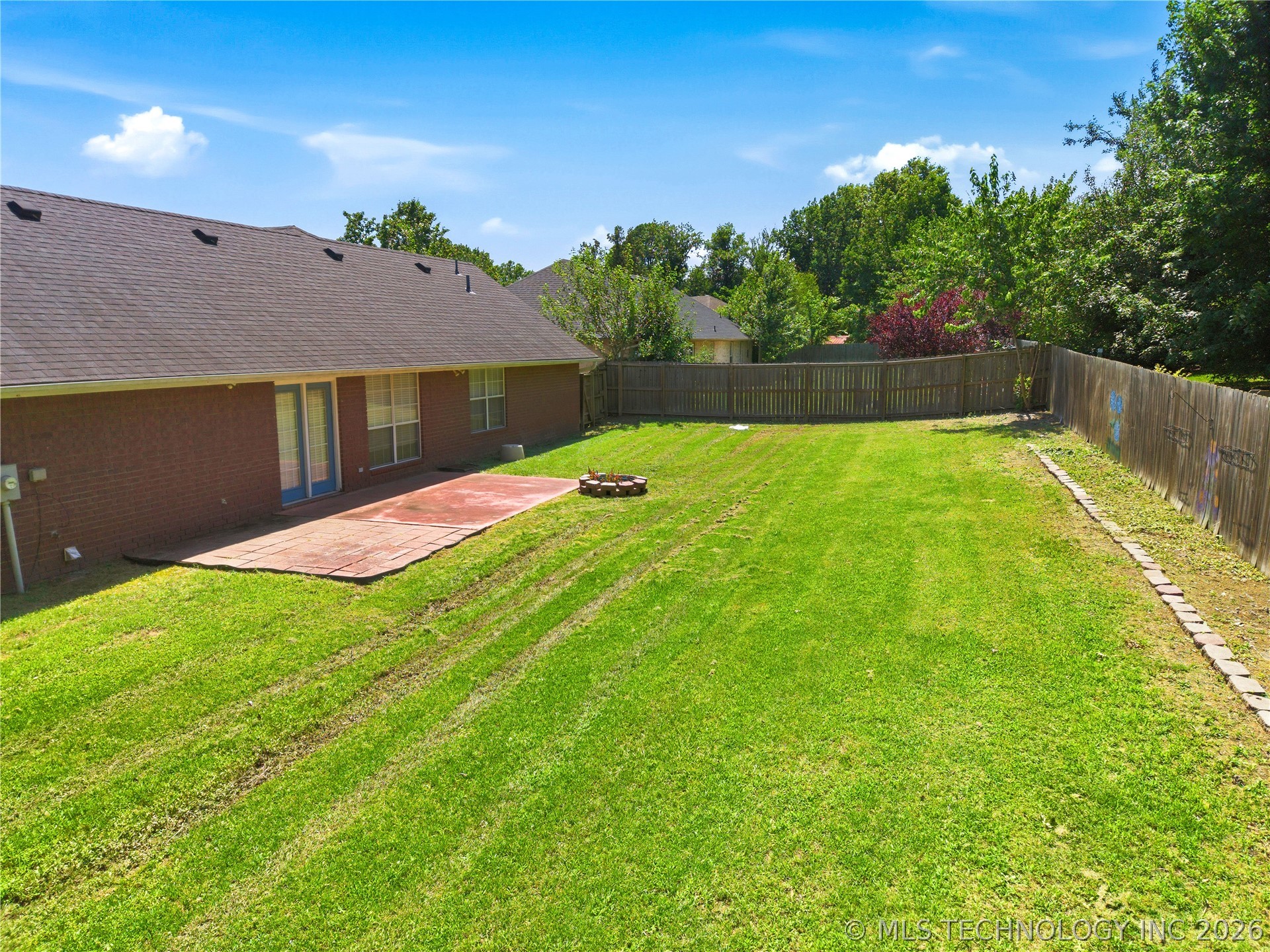 905 Kentucky Derby Sallisaw OK 74955