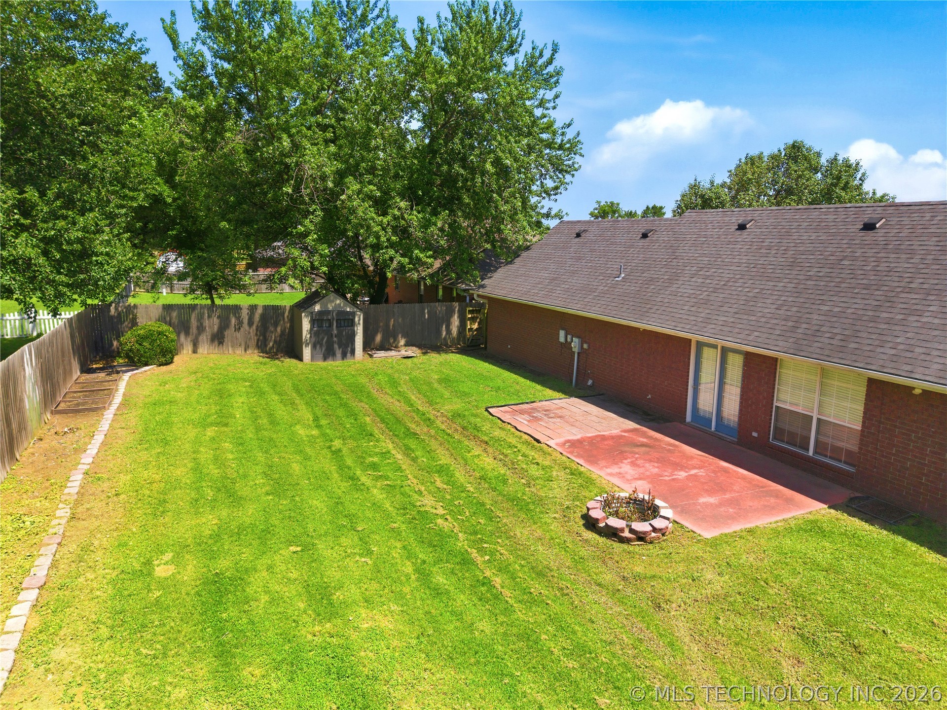 905 Kentucky Derby Sallisaw OK 74955