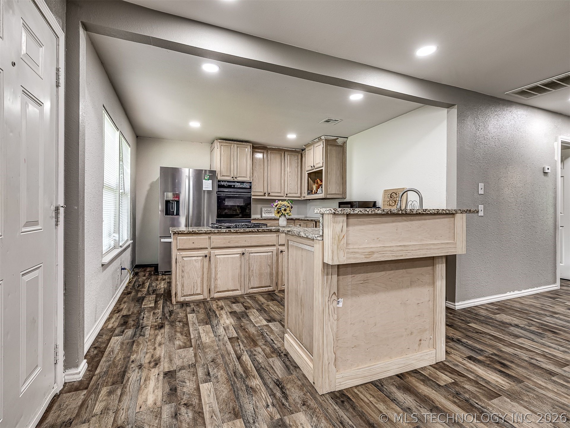 3724 W 45th Place Tulsa OK 74107