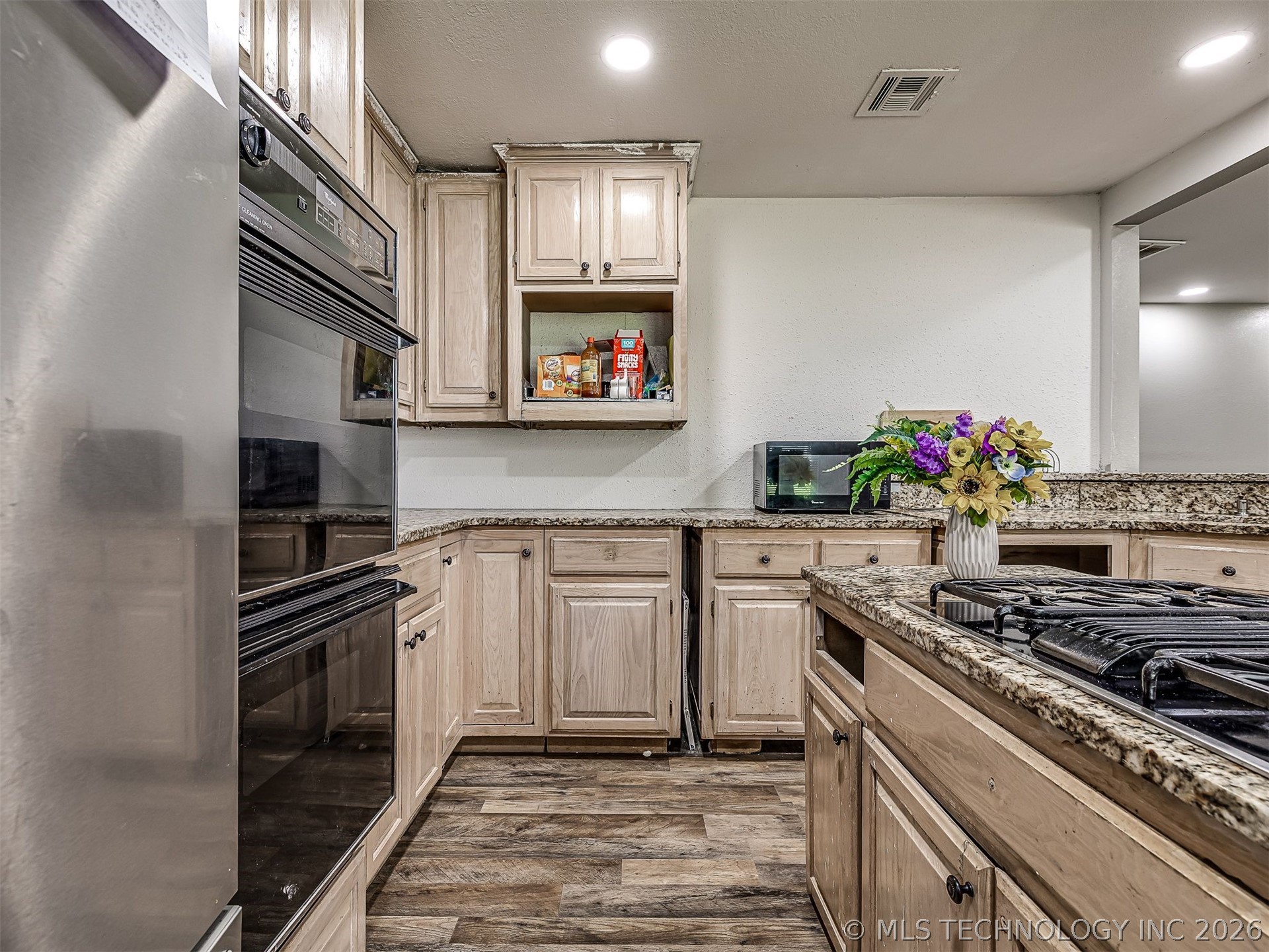 3724 W 45th Place Tulsa OK 74107