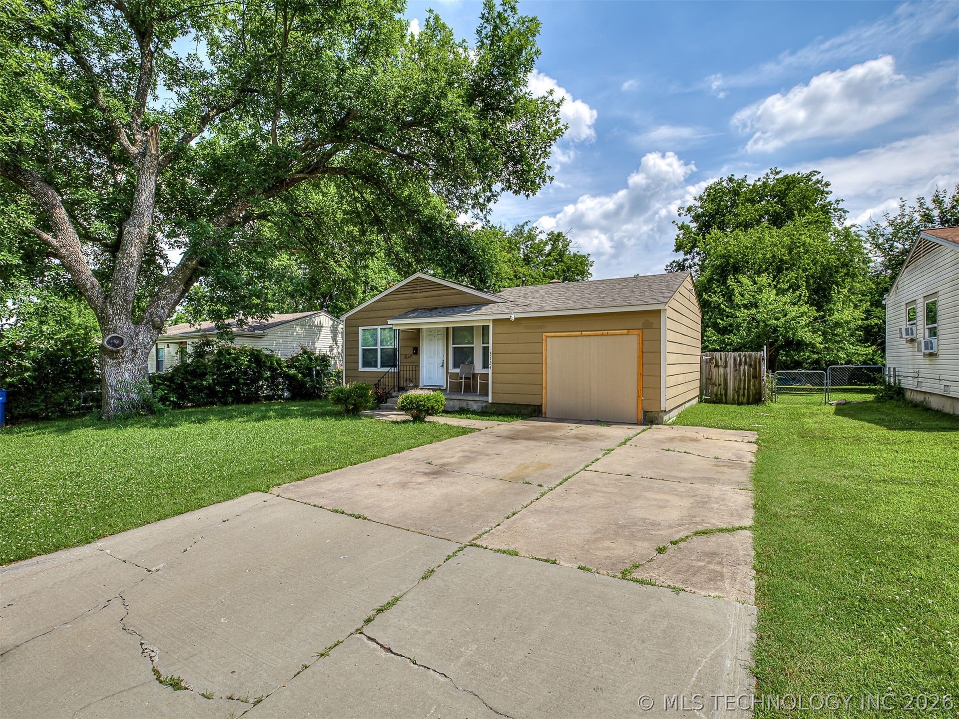 3724 W 45th Place Tulsa OK 74107