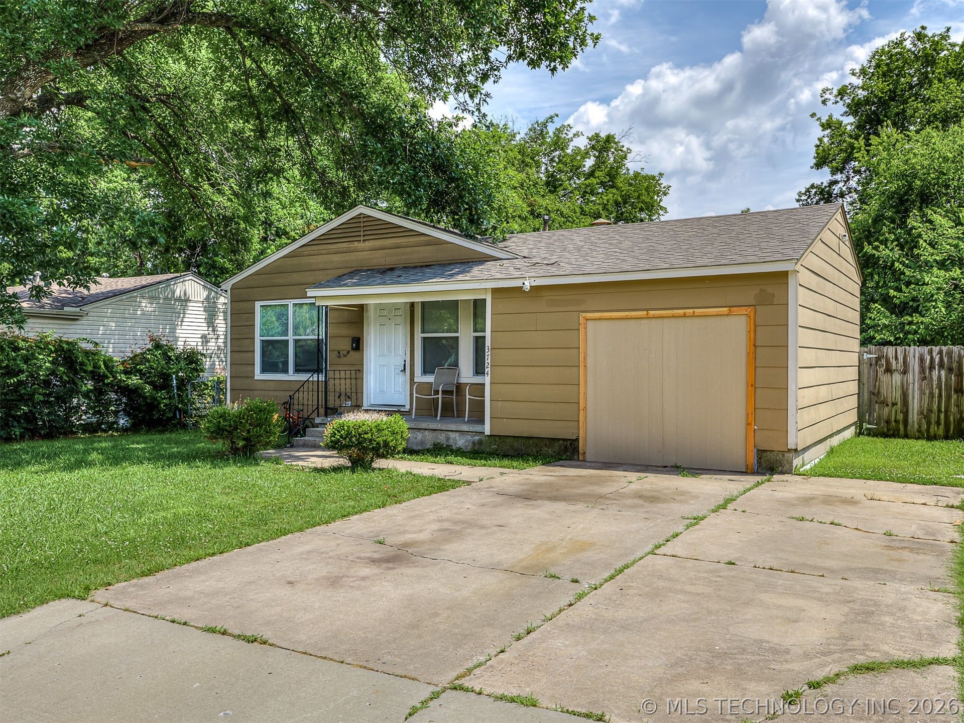 3724 W 45th Place Tulsa OK 74107
