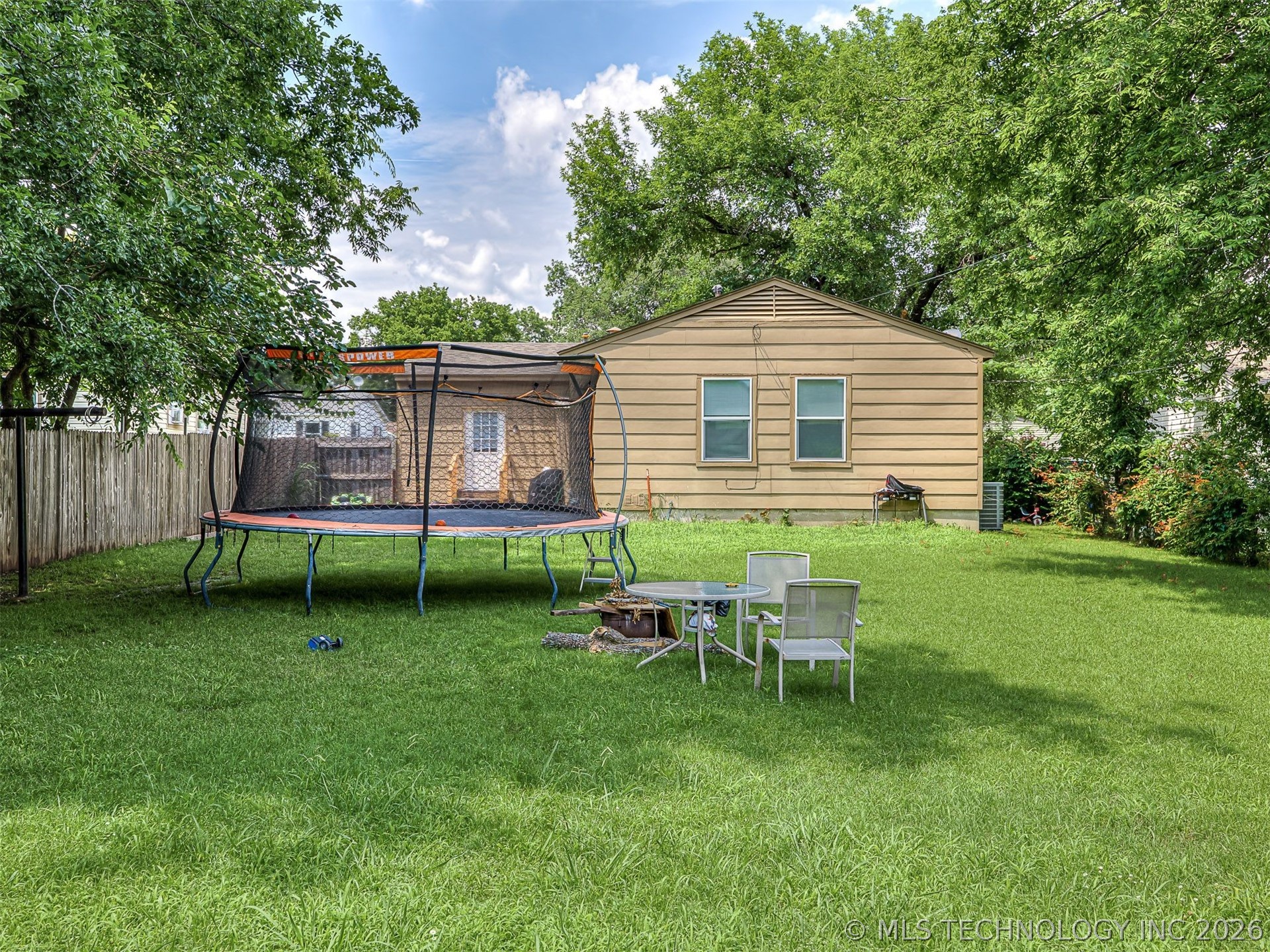 3724 W 45th Place Tulsa OK 74107