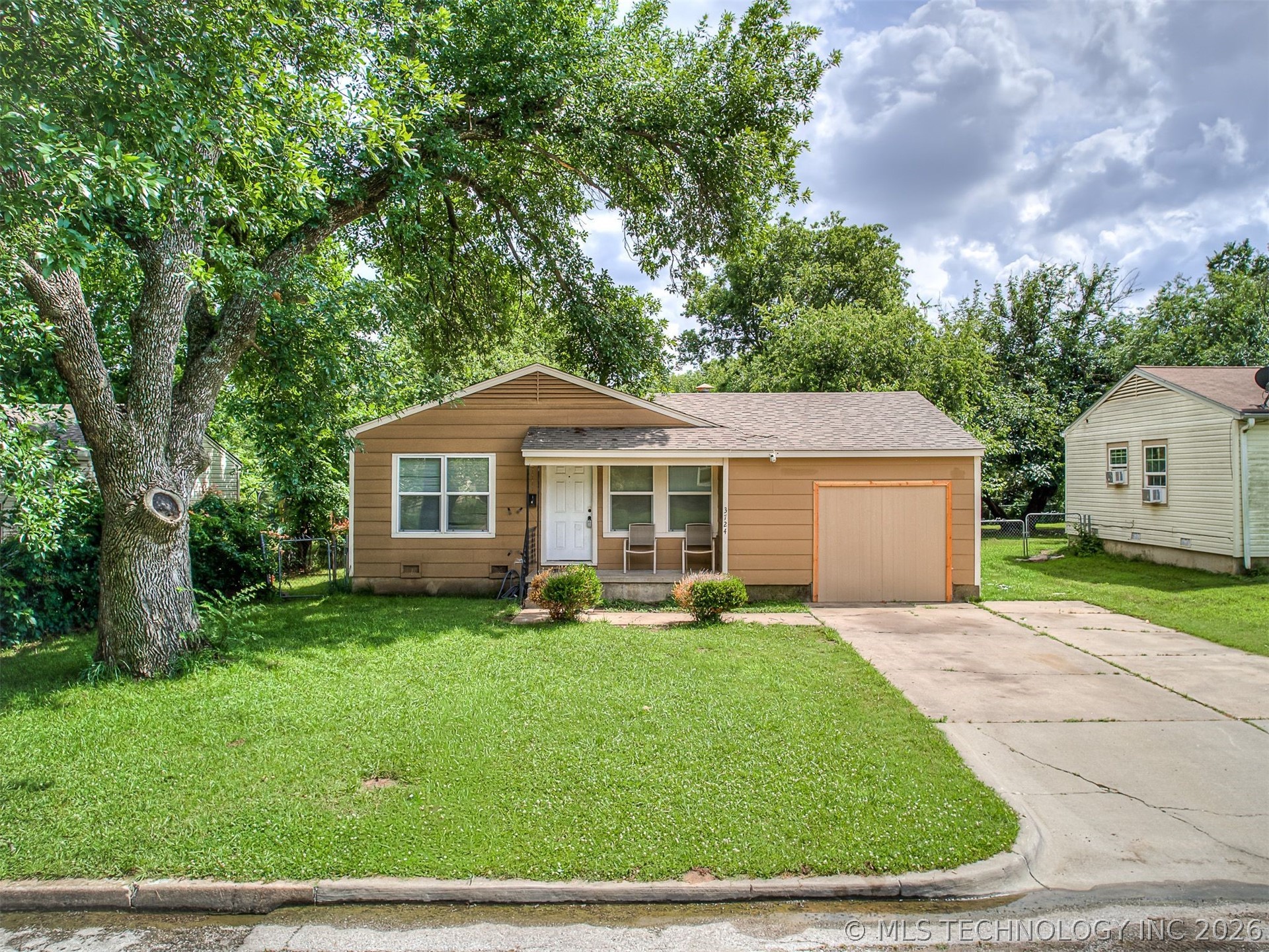 3724 W 45th Place Tulsa OK 74107