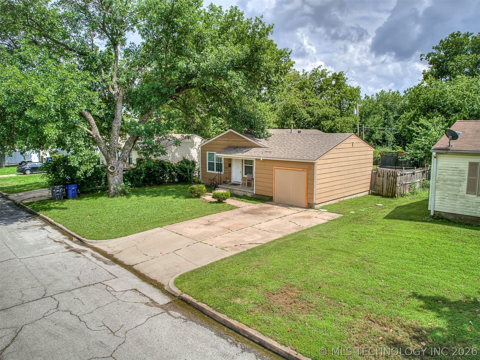 3724 W 45th Place Tulsa OK 74107