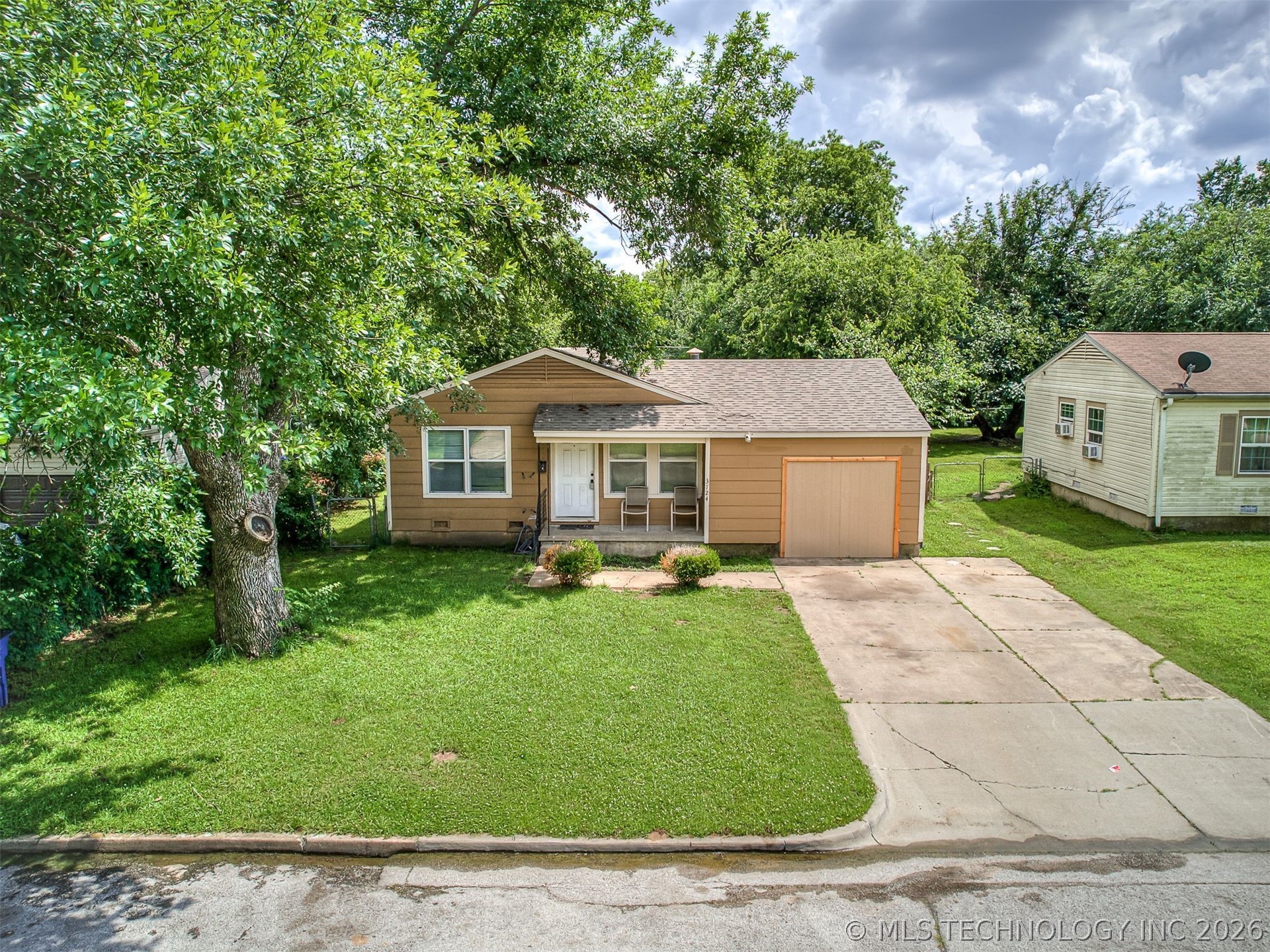 3724 W 45th Place Tulsa OK 74107