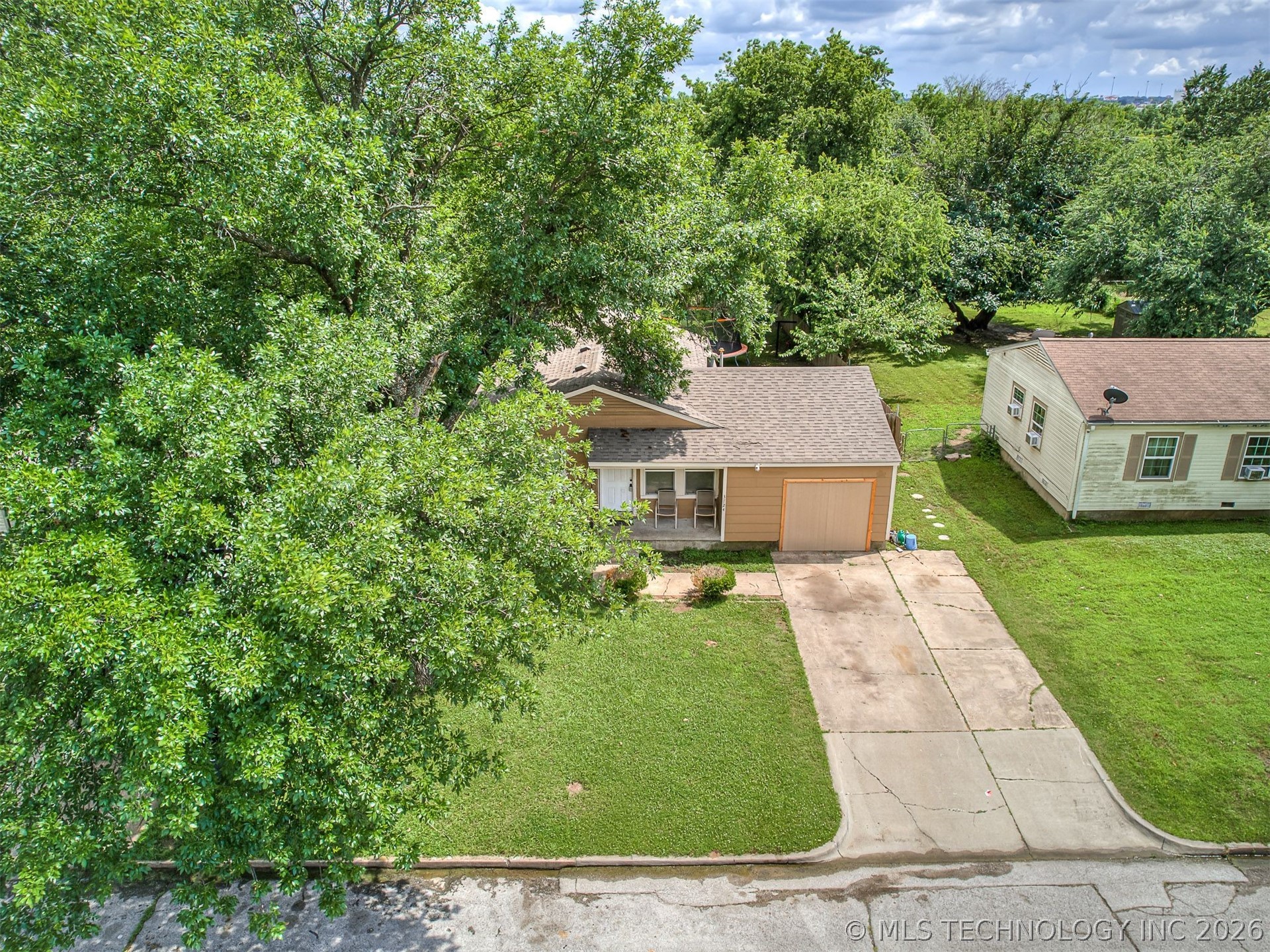3724 W 45th Place Tulsa OK 74107