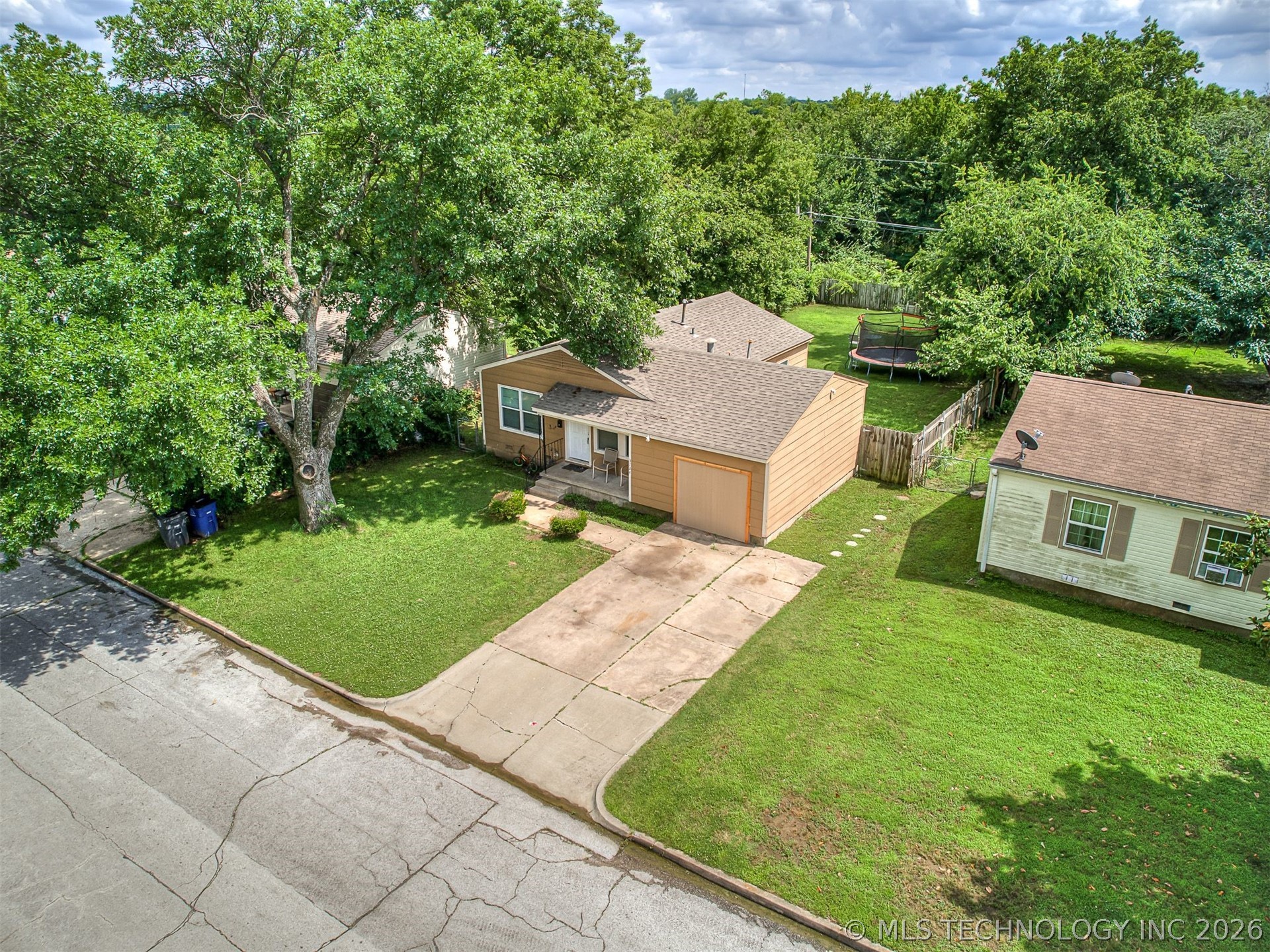 3724 W 45th Place Tulsa OK 74107