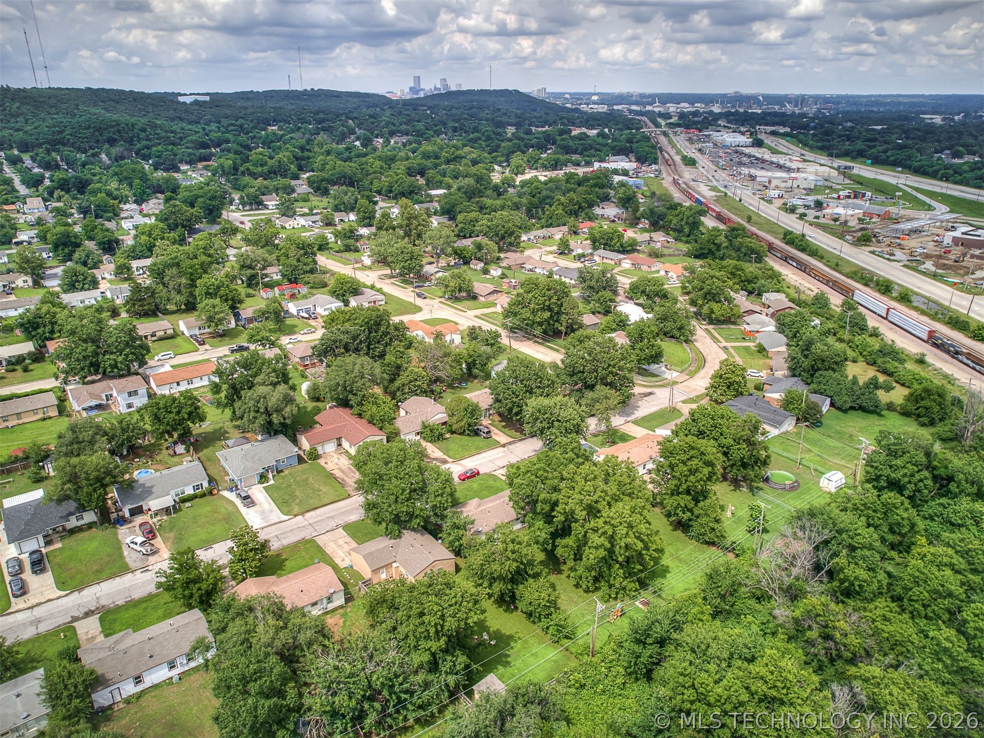3724 W 45th Place Tulsa OK 74107