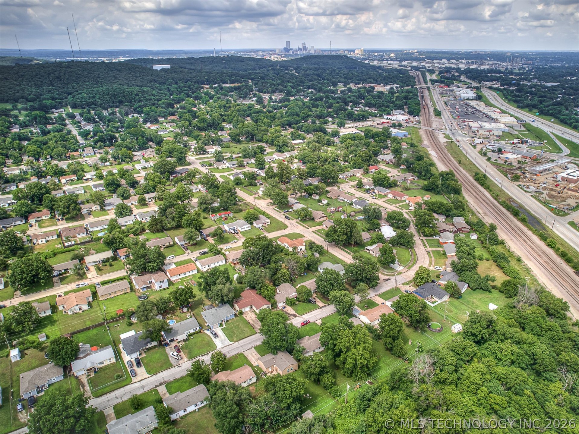 3724 W 45th Place Tulsa OK 74107