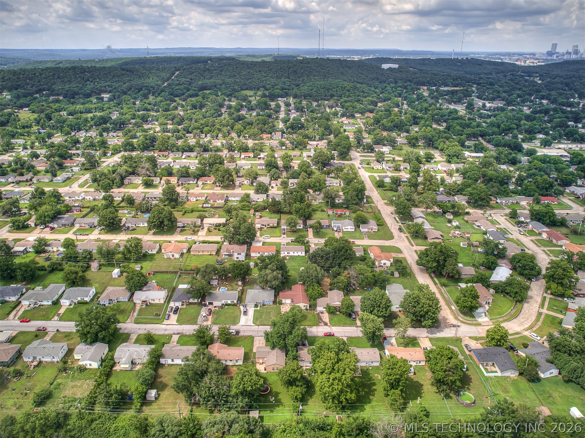 3724 W 45th Place Tulsa OK 74107